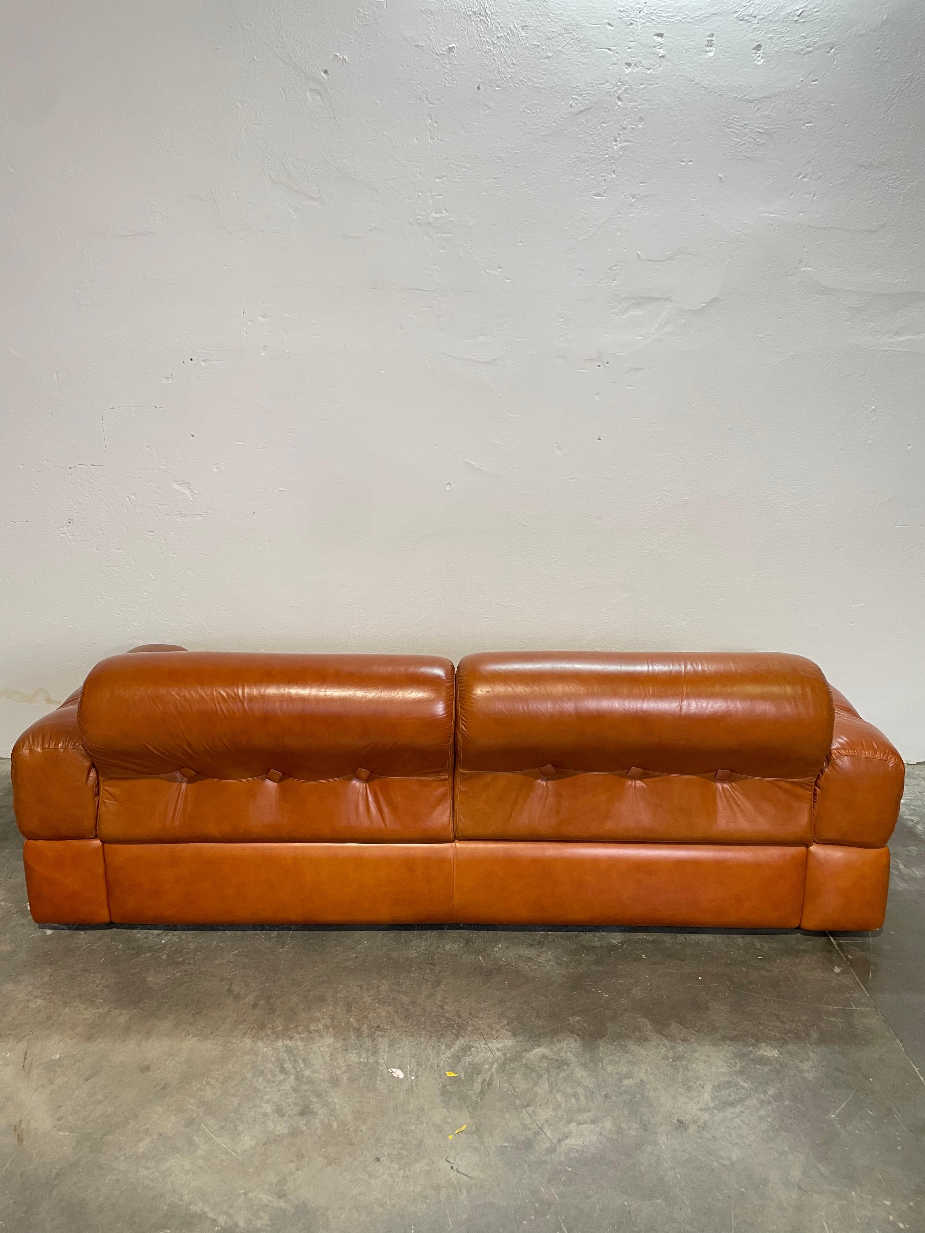 Mid-Century Modern Set poltrone e divano Adriano Piazzesi For Sale