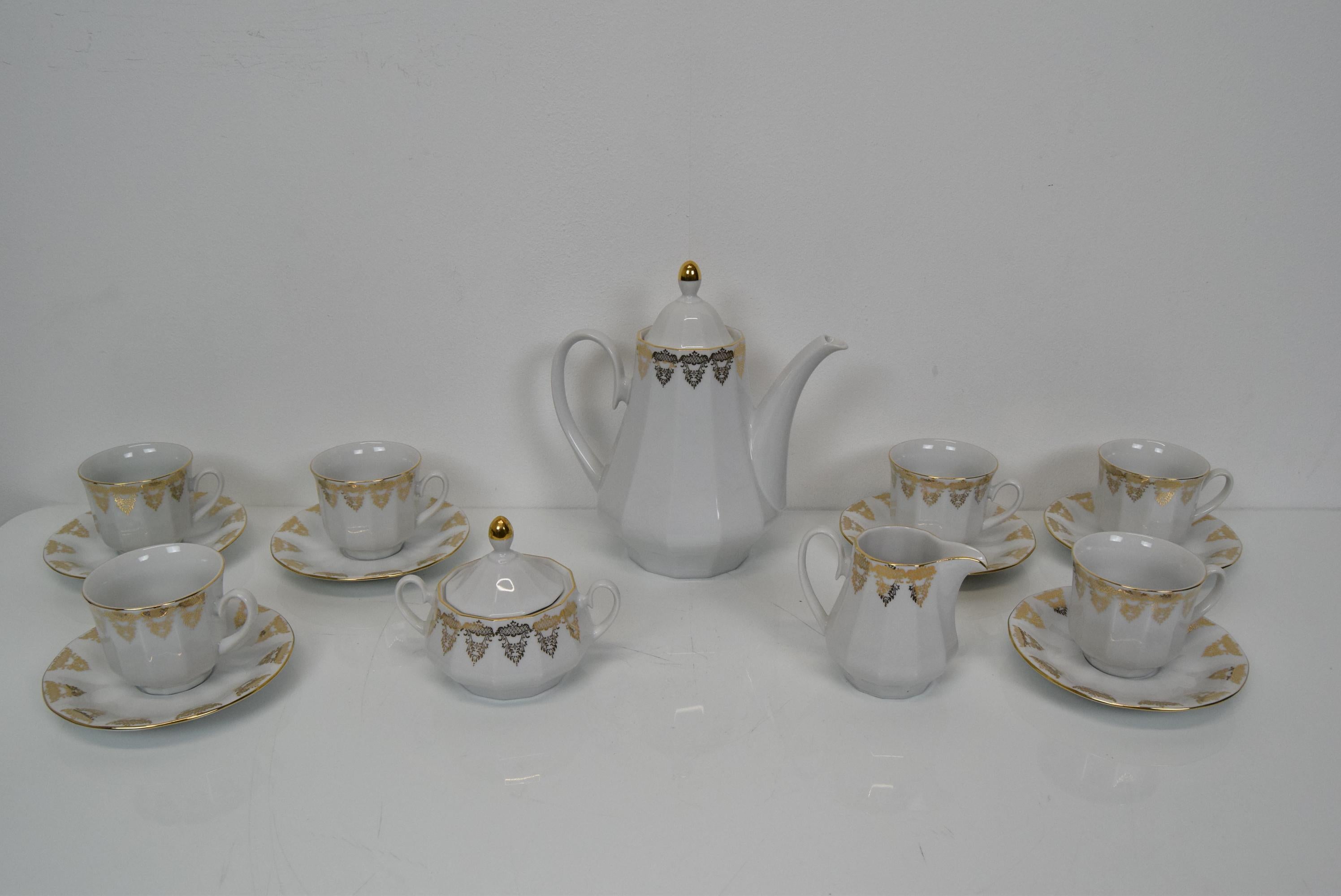 Mid-Century Modern Ensemble de porcelaine pour le thé ou le café, porcelaine de Carlsbad de la société Epiag D.F en vente
