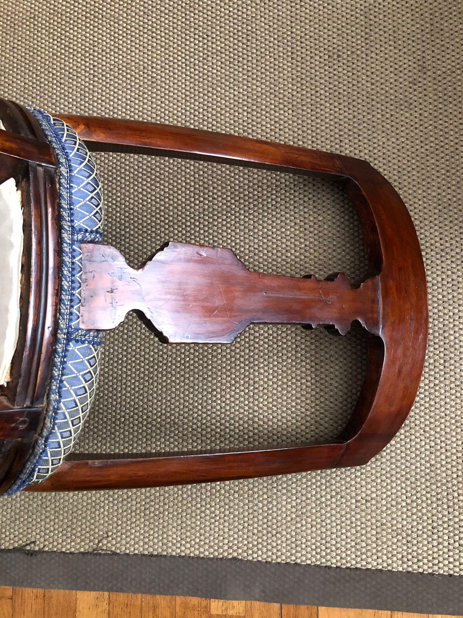 Ensemble de quatre chaises gondoles en acajou anglais 19e siècle style George IV en vente 1