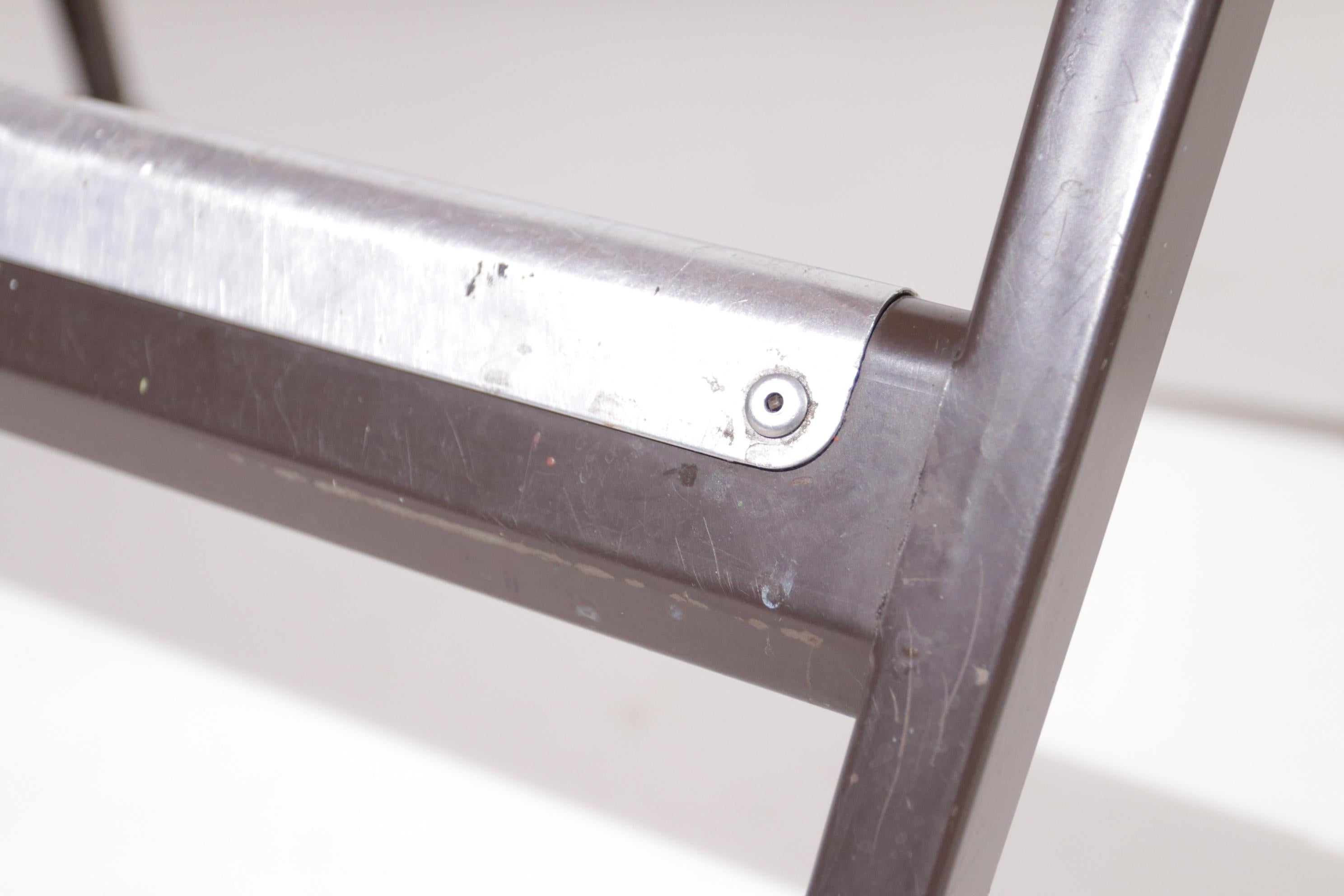 Set Reply Architect Drafting Table Friso Kramer / Wim Rietveld & Pyramid Chair 3