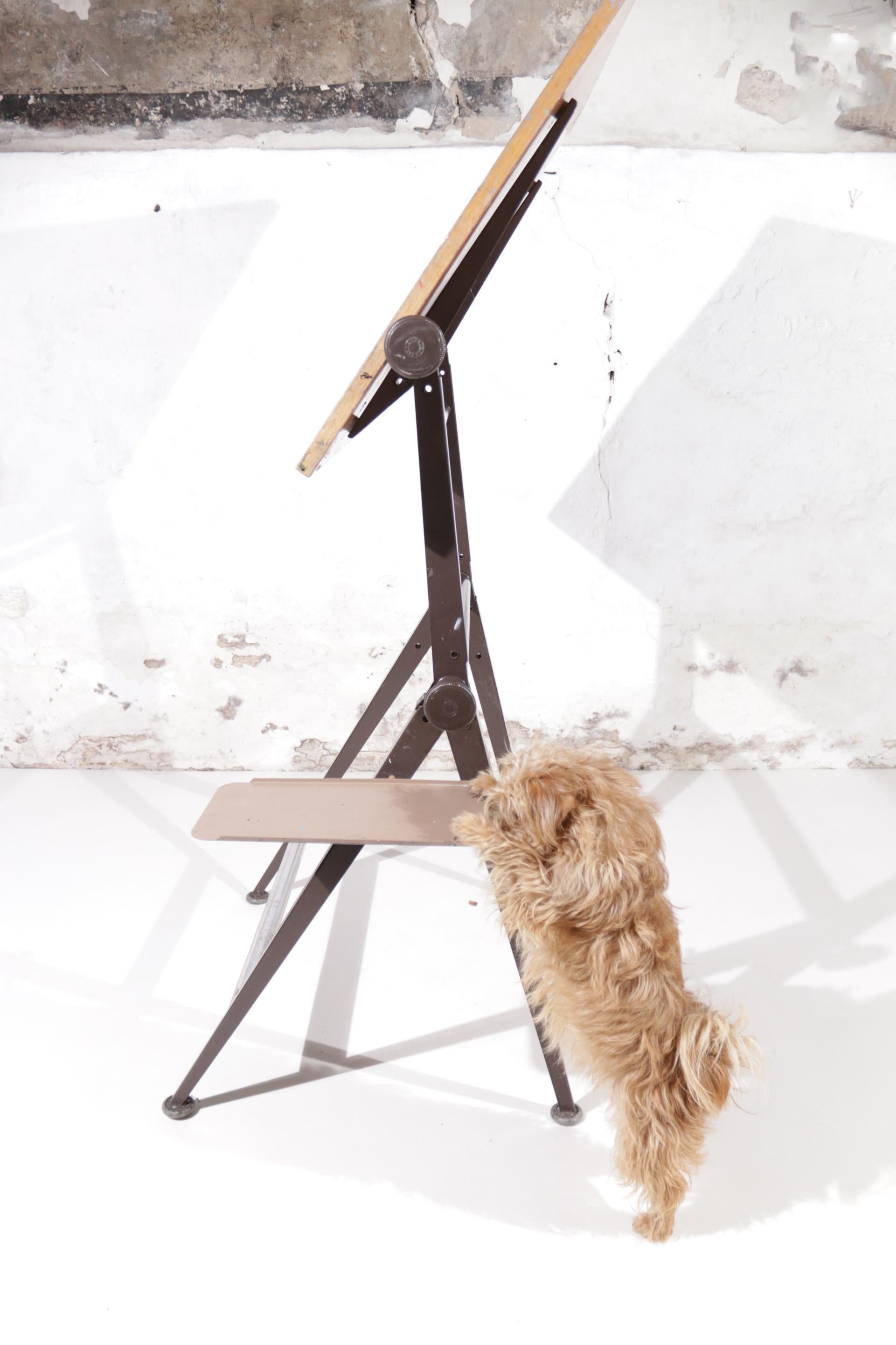 Set Reply Architect Drafting Table Friso Kramer / Wim Rietveld & Pyramid Chair 11