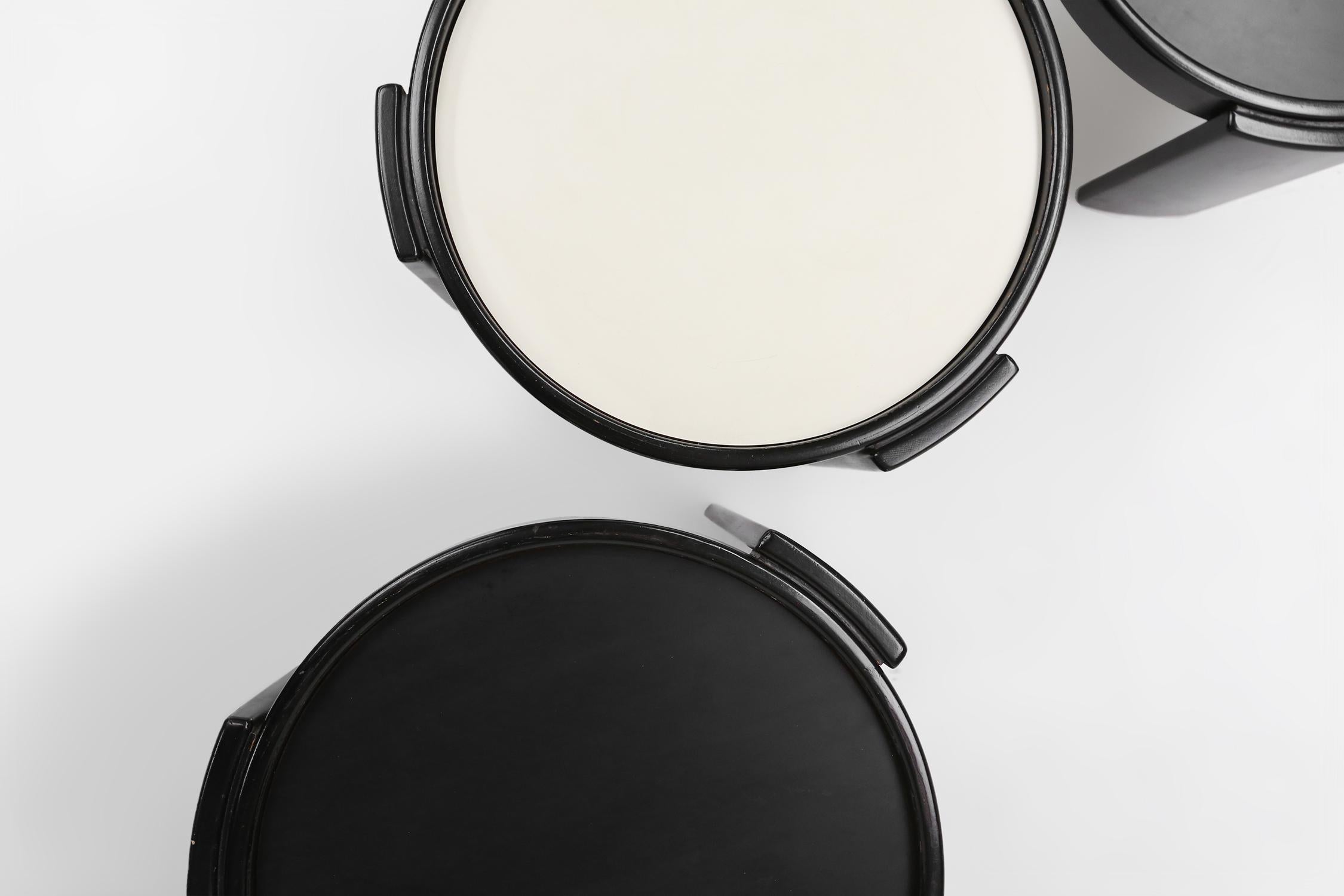 Mid-20th Century Set reversible nesting tables by Gianfranco Frattini for Cassina, Italy ca. 1960 For Sale