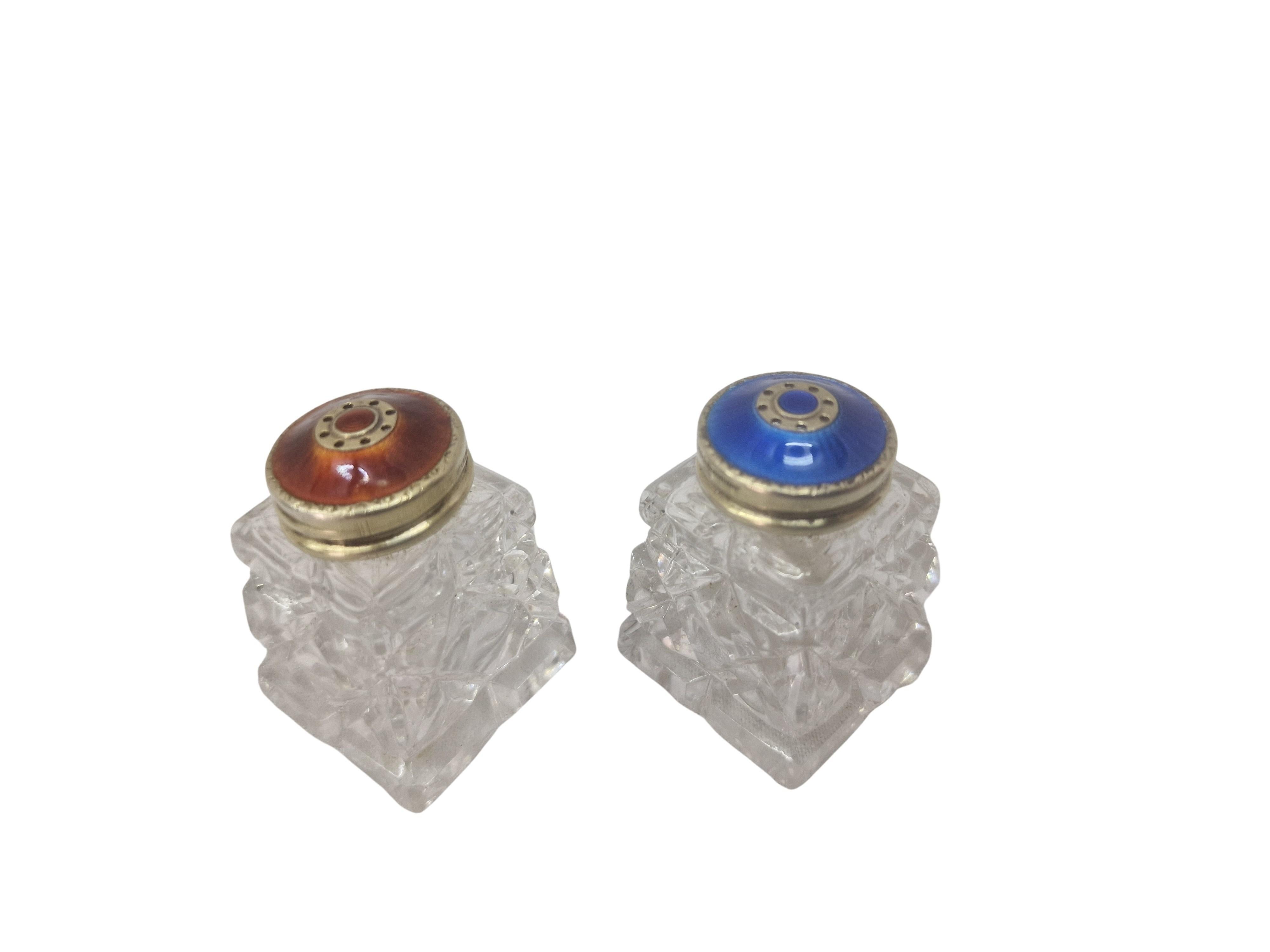 Set Salt and Pepper Sterling Silver gilt guilloche enamel, Art Deco 1920s Norway For Sale 5