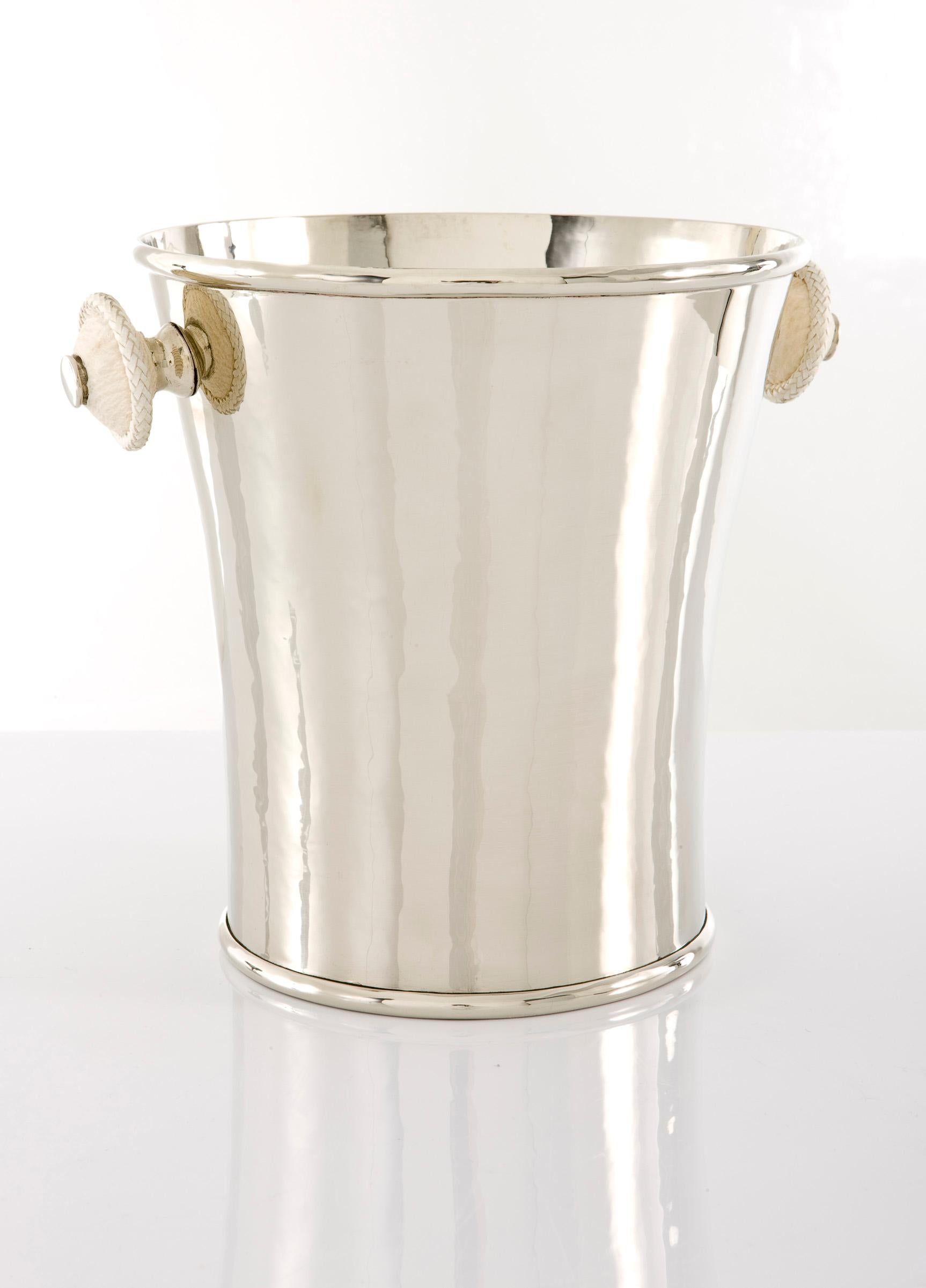 Salta Tray Bar 
Salta champagne Bucket 
Salta Ice bucket 
Salta Ice Tong 

Salta province is called the beautiful, and this adjective introduces us to its profound beauty. Its fertile valleys, windy desert, colorful mountains and blue sky are