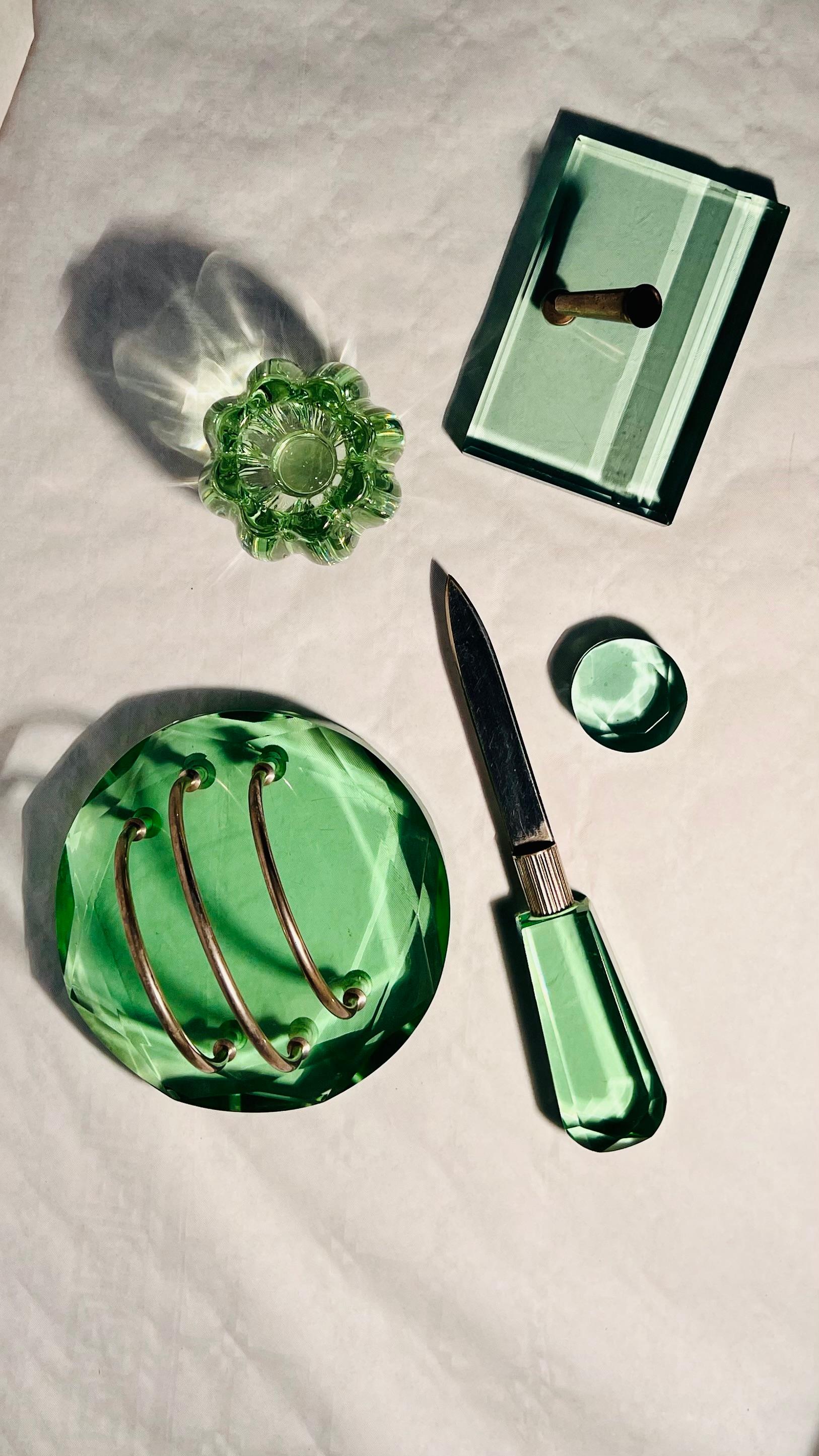 Set Scrivania Fontana Arte in Vetro di Murano verde Nilo In condizioni discrete in vendita a Cerignola, IT