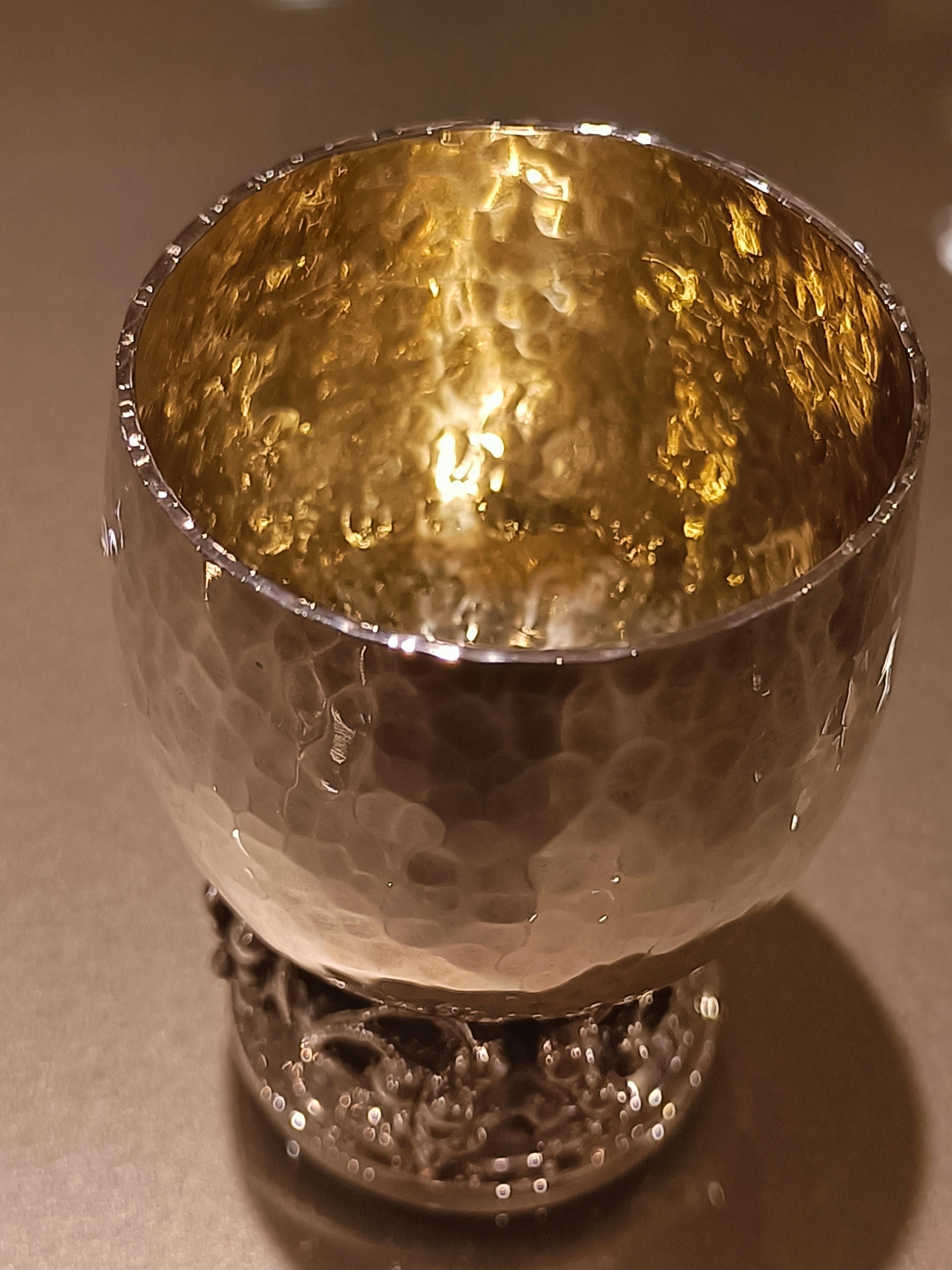 Women's or Men's Set of six sterling silver liquor glasses For Sale