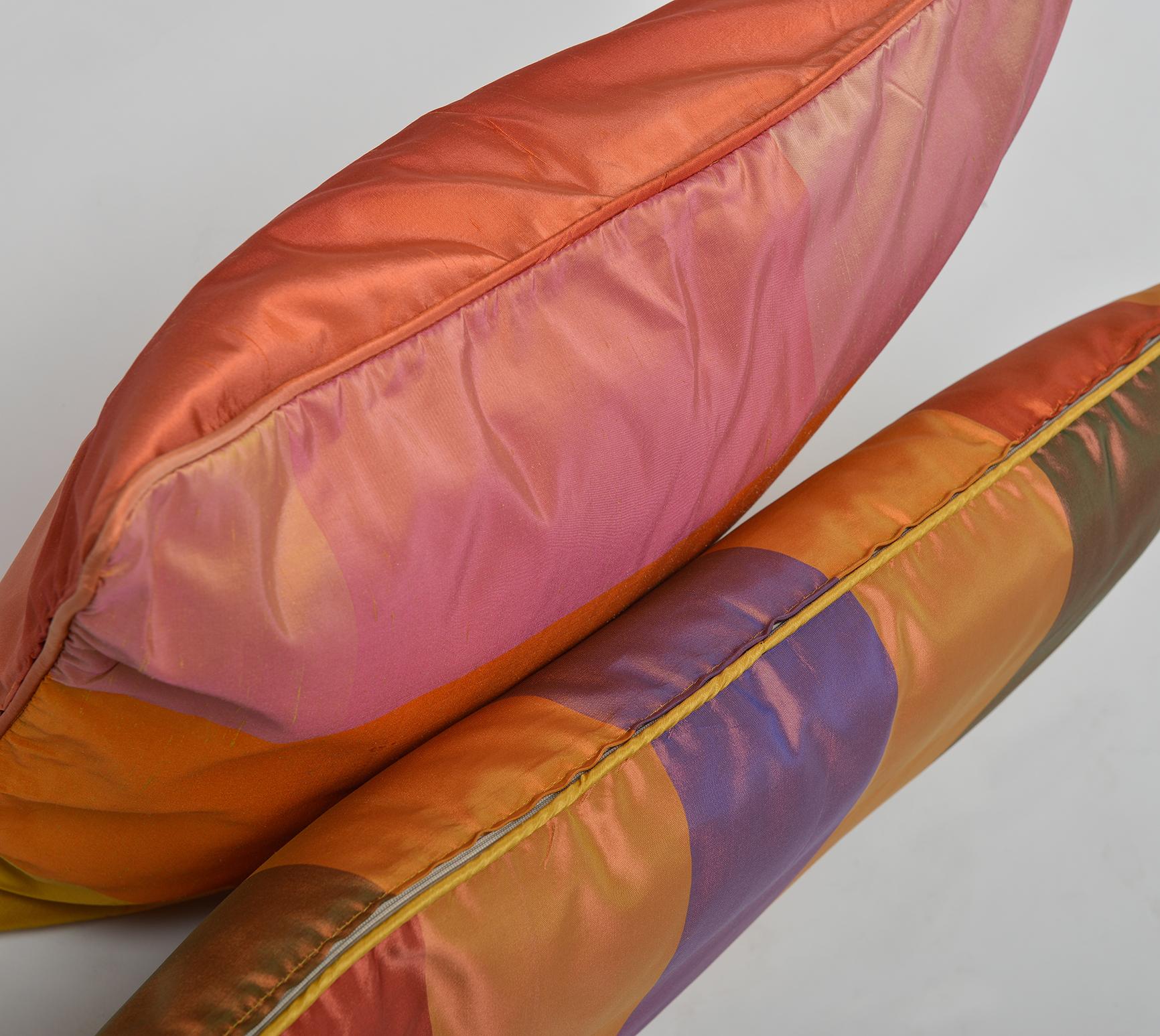 Silk Set Large Elegant and Modern Italian Pillows For Sale 3
