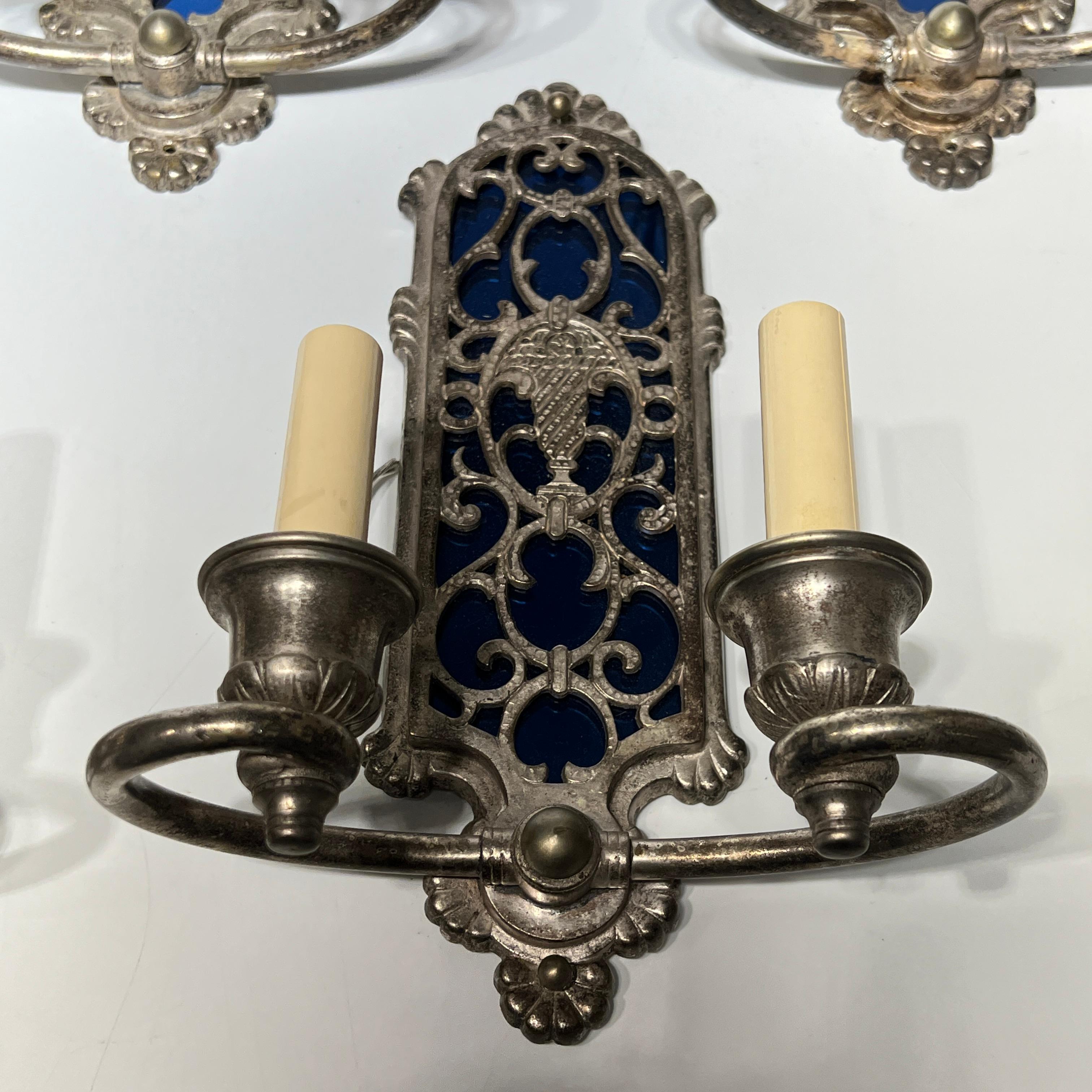 Ensemble de six (6) appliques à deux lumières argentées de style Renaissance en vente 12