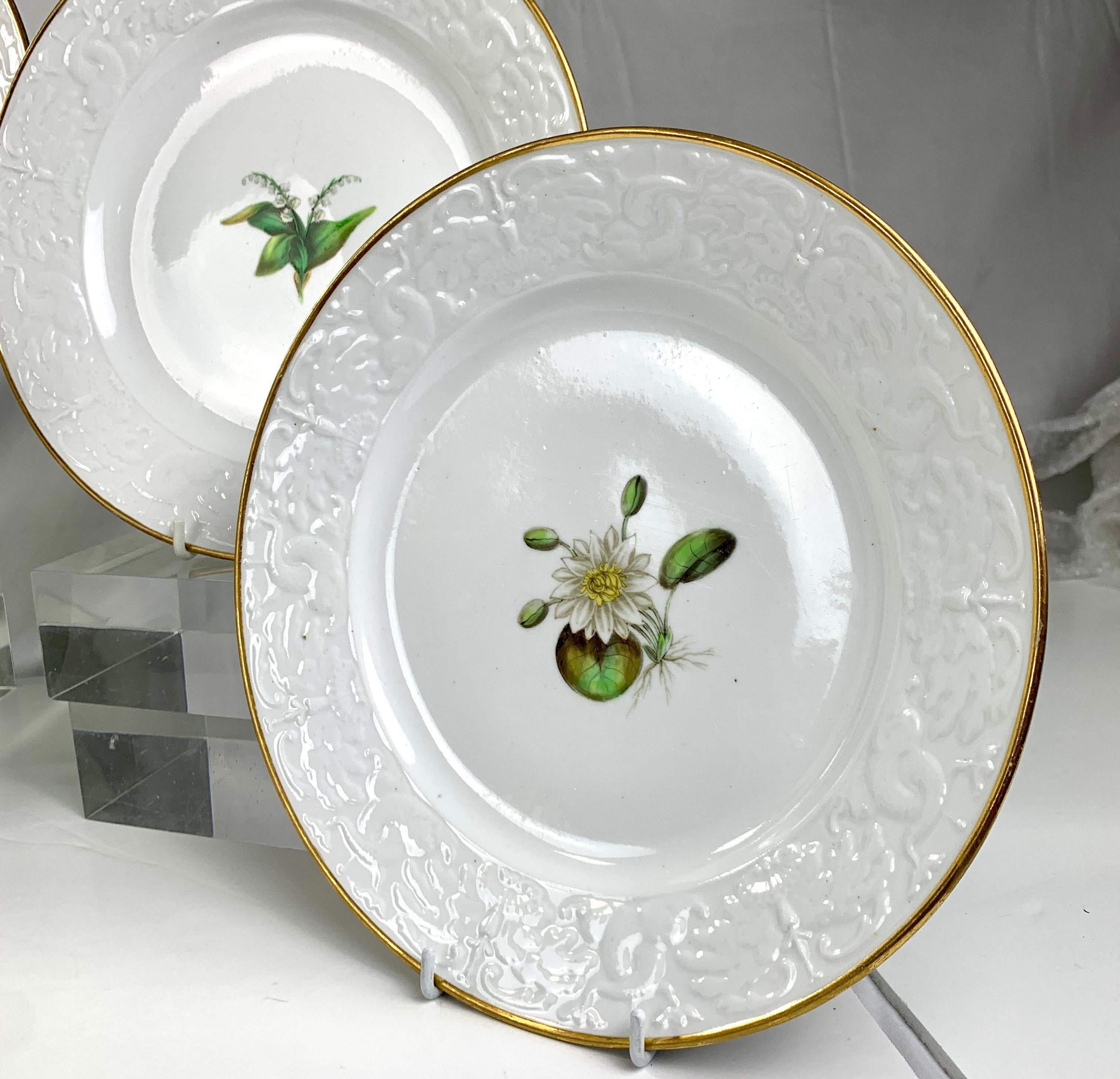 Set Six Antique Porcelain Dinner Plates and Six Soup Dishes England circa 1820 1