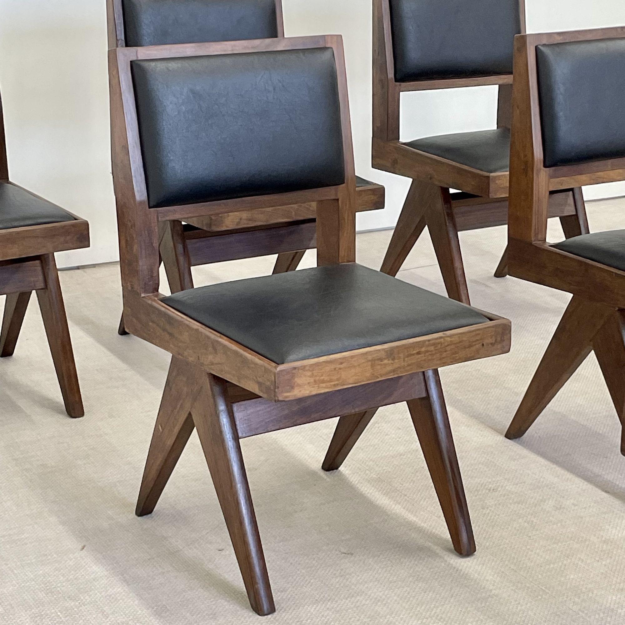 Indien Pierre Jeanneret, France, mi-siècle moderne, six chaises de salle à manger, Chandigarh en vente