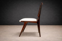 Ensemble de six chaises de salle à manger en bois dur et tissu, Giuseppe Scapinelli, Brésil, années 1950