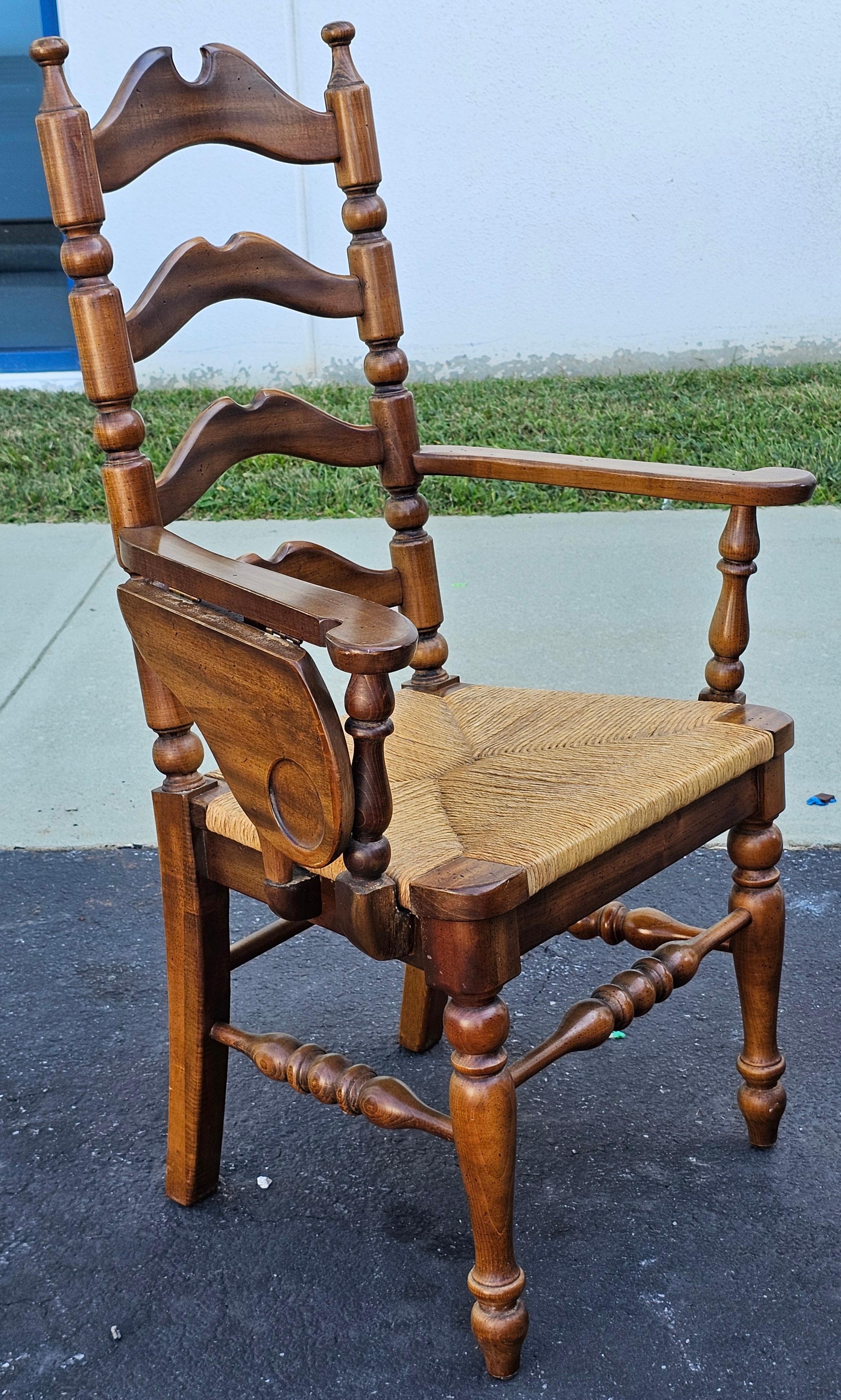Set Six Early American Style Walnut and Rush Seat Tall Ladder Back Dining Chairs For Sale 10