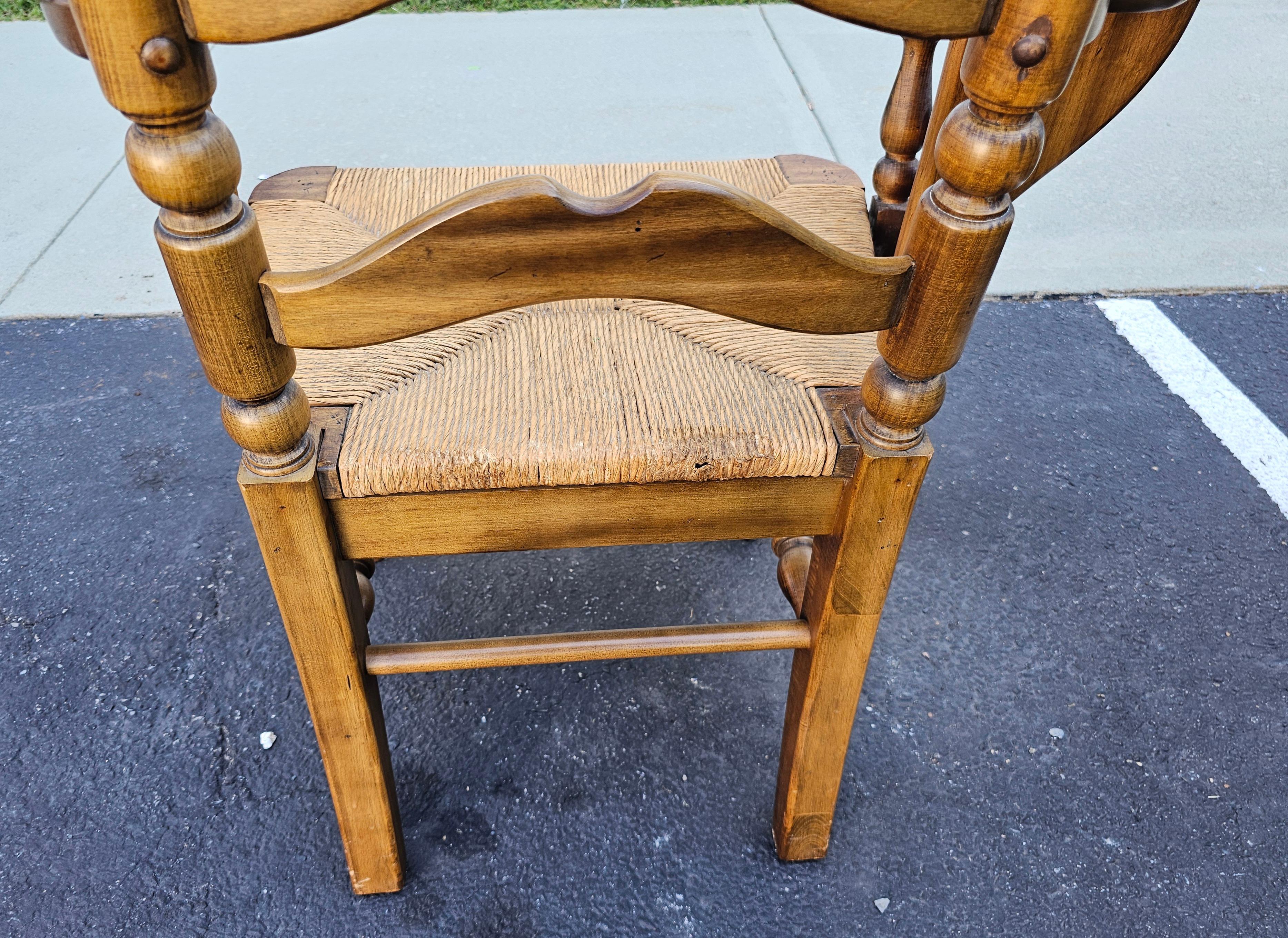 Set Six Early American Style Walnut and Rush Seat Tall Ladder Back Dining Chairs For Sale 13