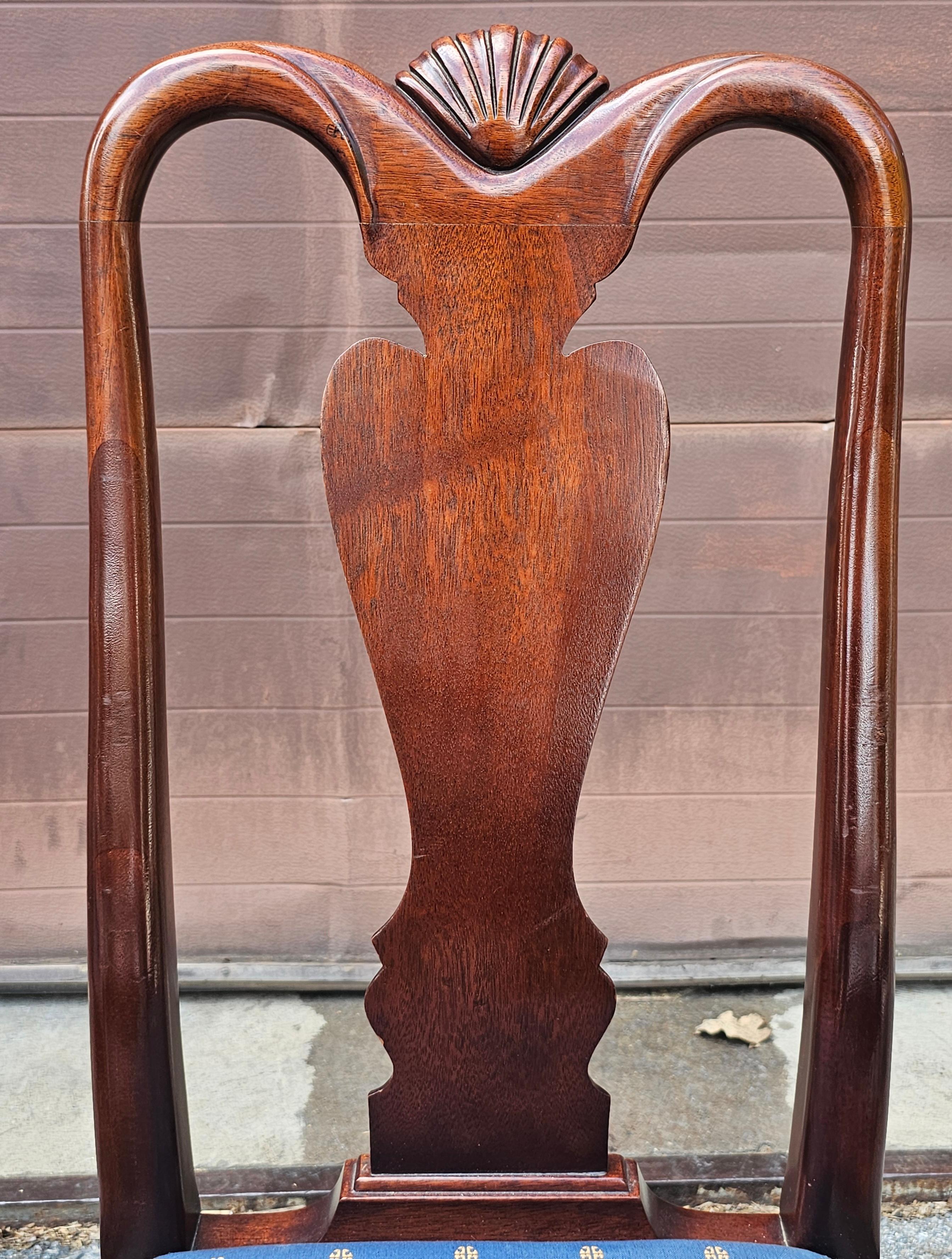 20th Century Set Six Hickory Chair Queen Anne Style Mahogany Dining Chairs For Sale