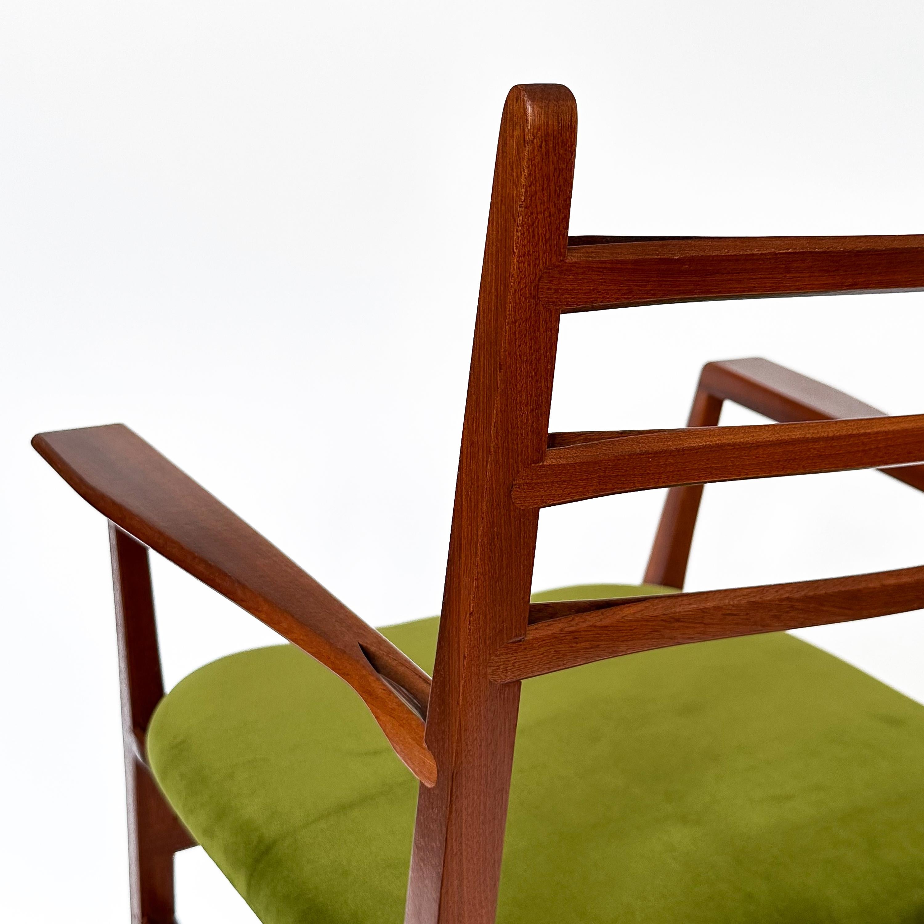 Set Six ‘Trieste’ Dining Chairs by Guglielmo Ulrich For Sale 9