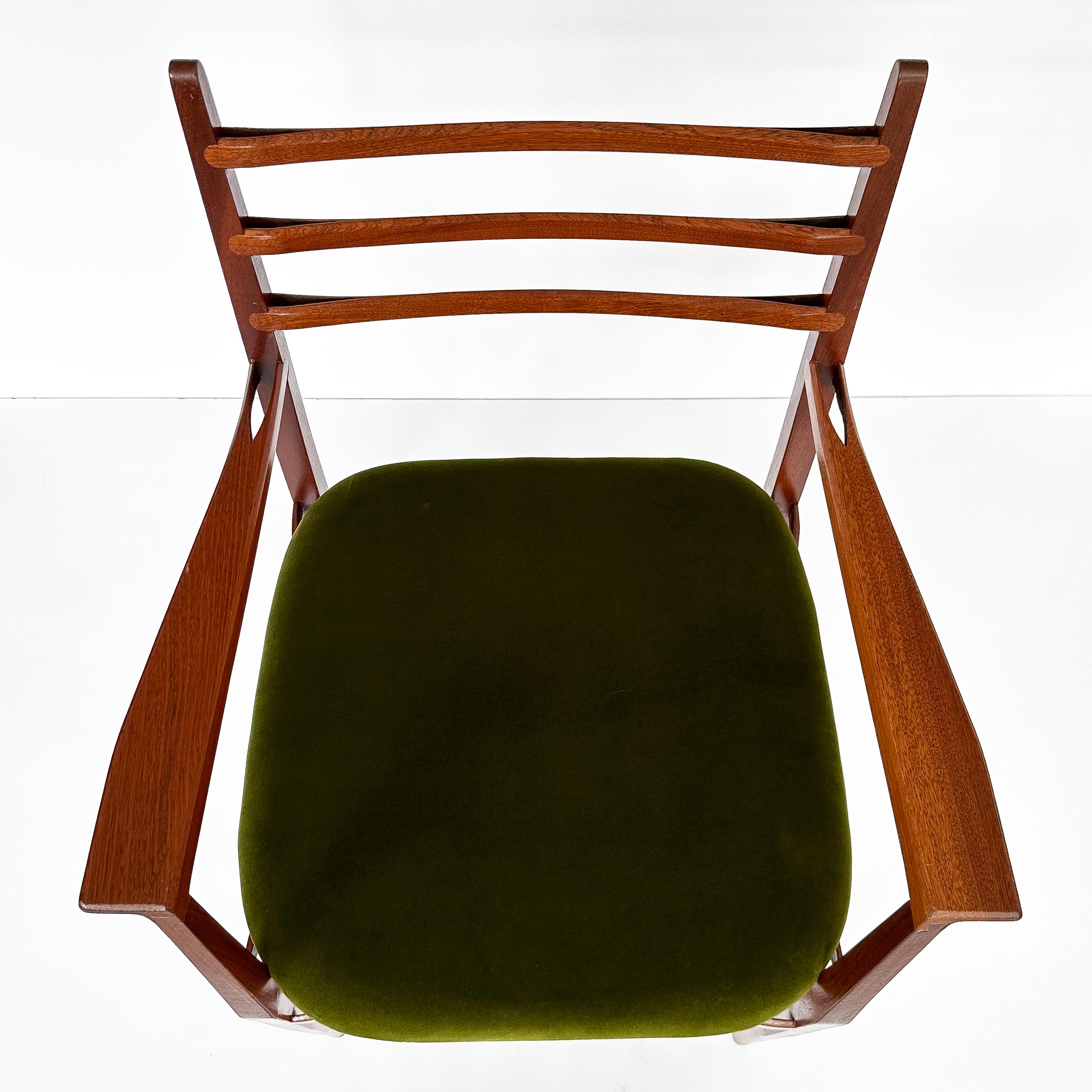 Set Six ‘Trieste’ Dining Chairs by Guglielmo Ulrich In Good Condition For Sale In Chicago, IL