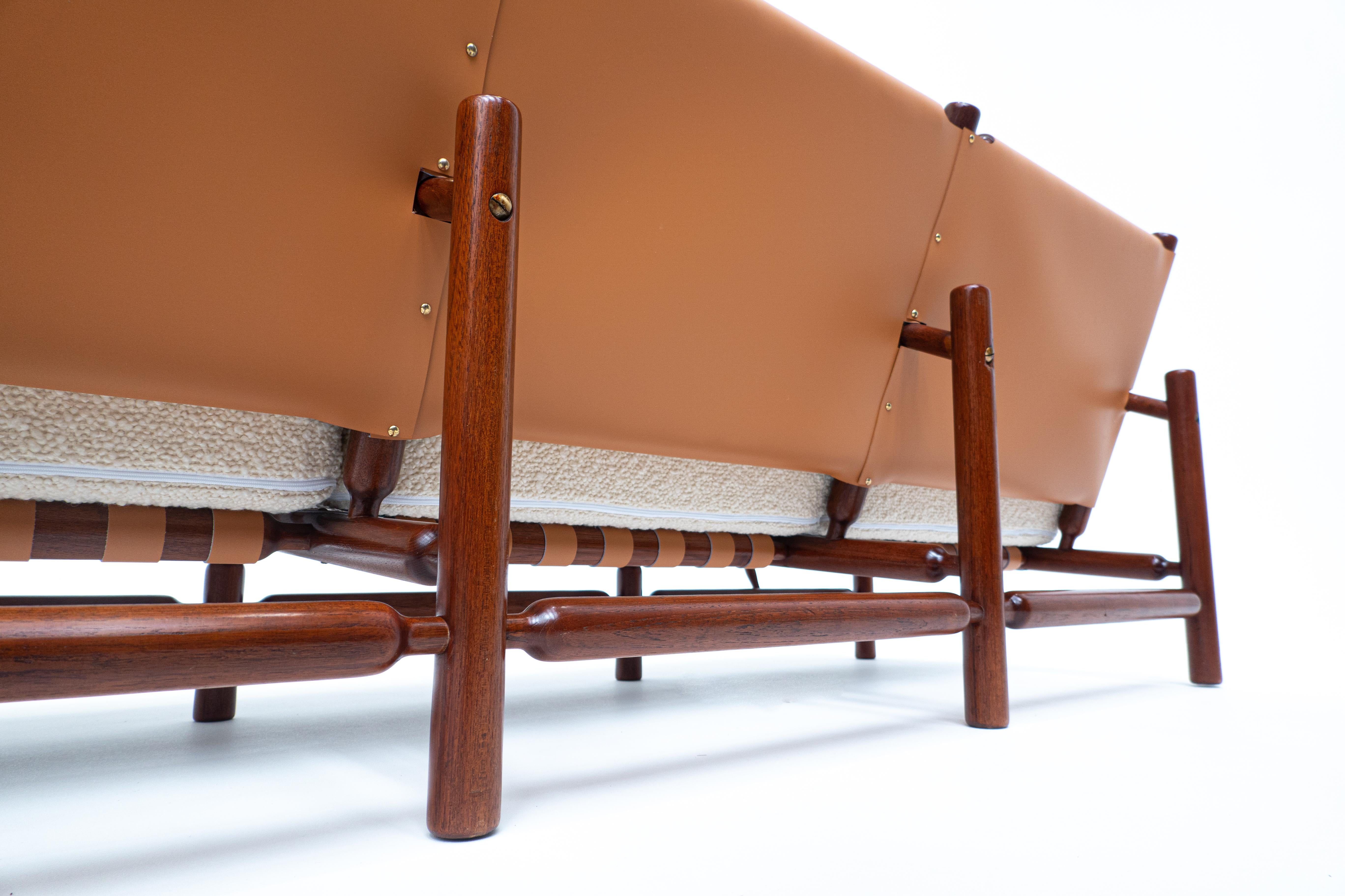 Mid-20th Century Set Sofa and Pair of Armchairs by Ilmari Tapiovaara for Paolo Arnaboldi, Italy