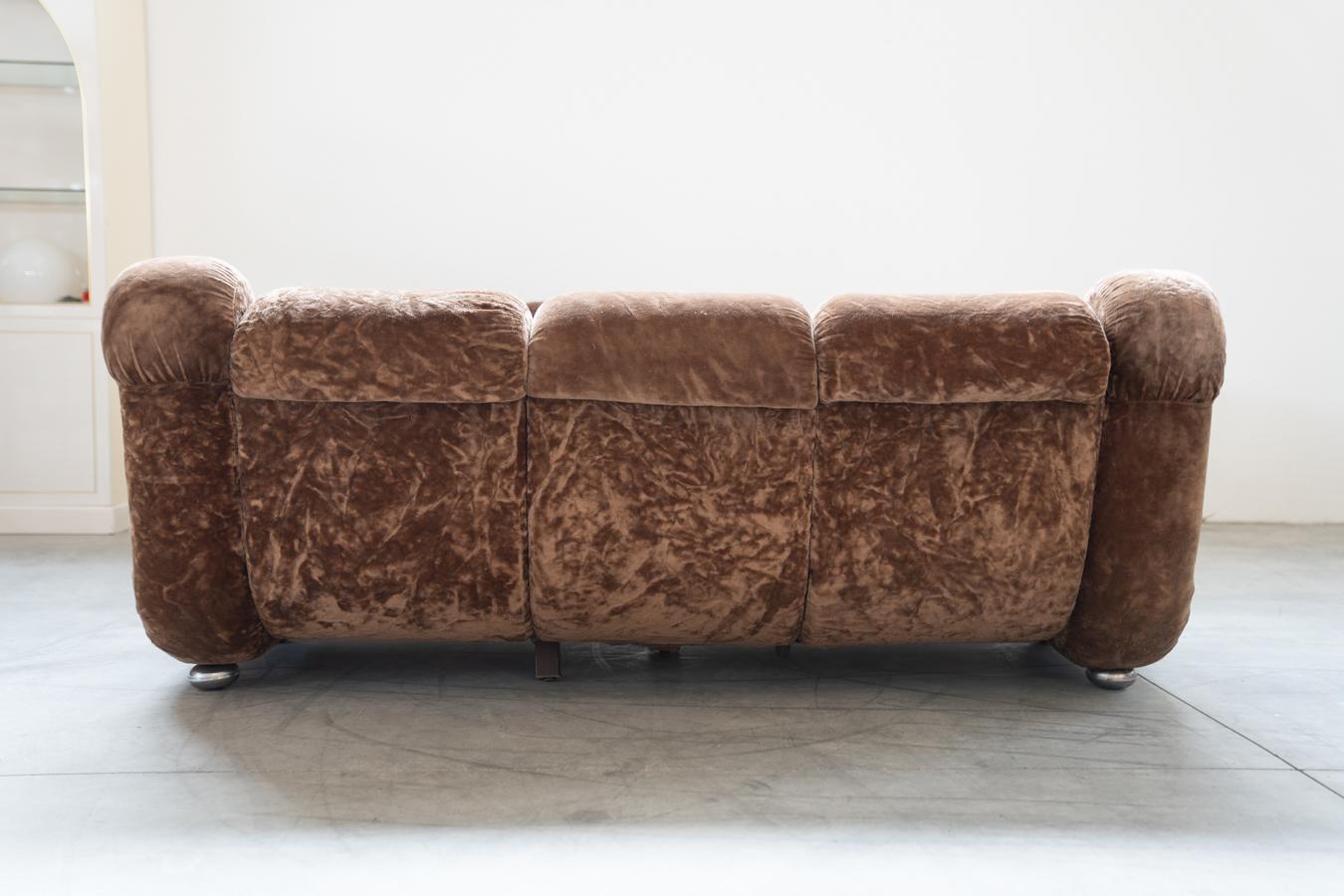 Ensemble de salon, canapé 3 places et 2 fauteuils en chenille beige, années 1970	 en vente 5