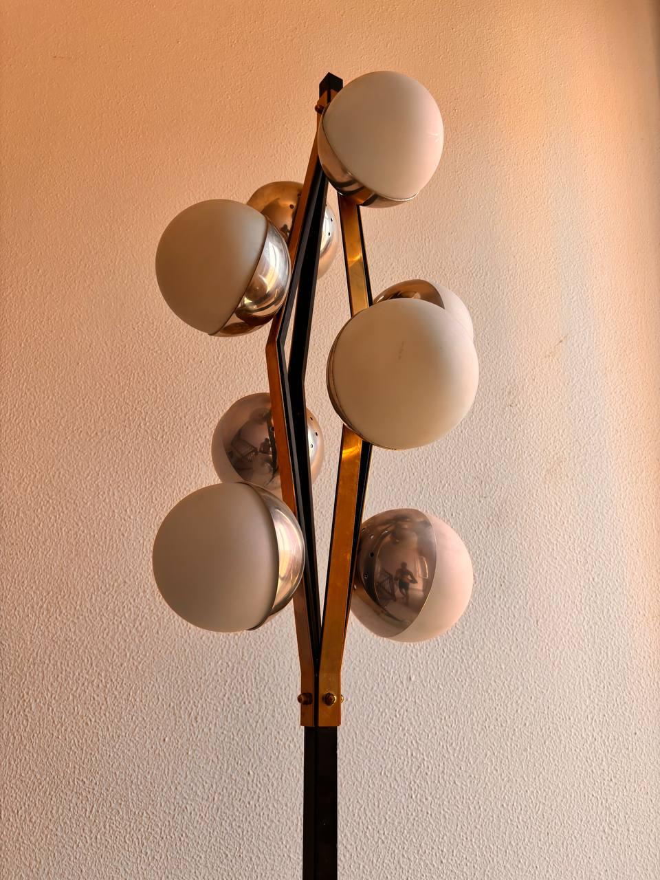 Mid-20th Century Set Stilnovo sculturale Italian '50 con timbro : piantana, lampadario, applique in vendita