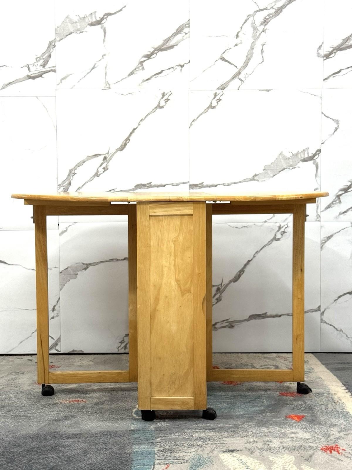Scandinavo moderno Set Tavolo E Sedie Richiudibile Design Scandinavo Anni 80 Modernariato in vendita