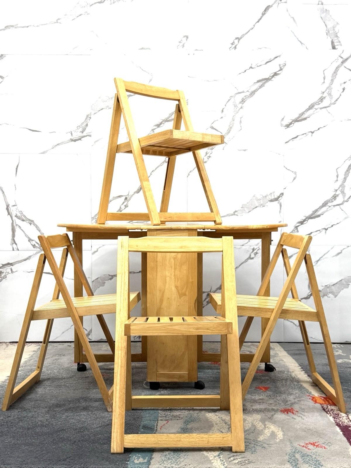Legno Set Tavolo E Sedie Richiudibile Design Scandinavo Anni 80 Modernariato in vendita