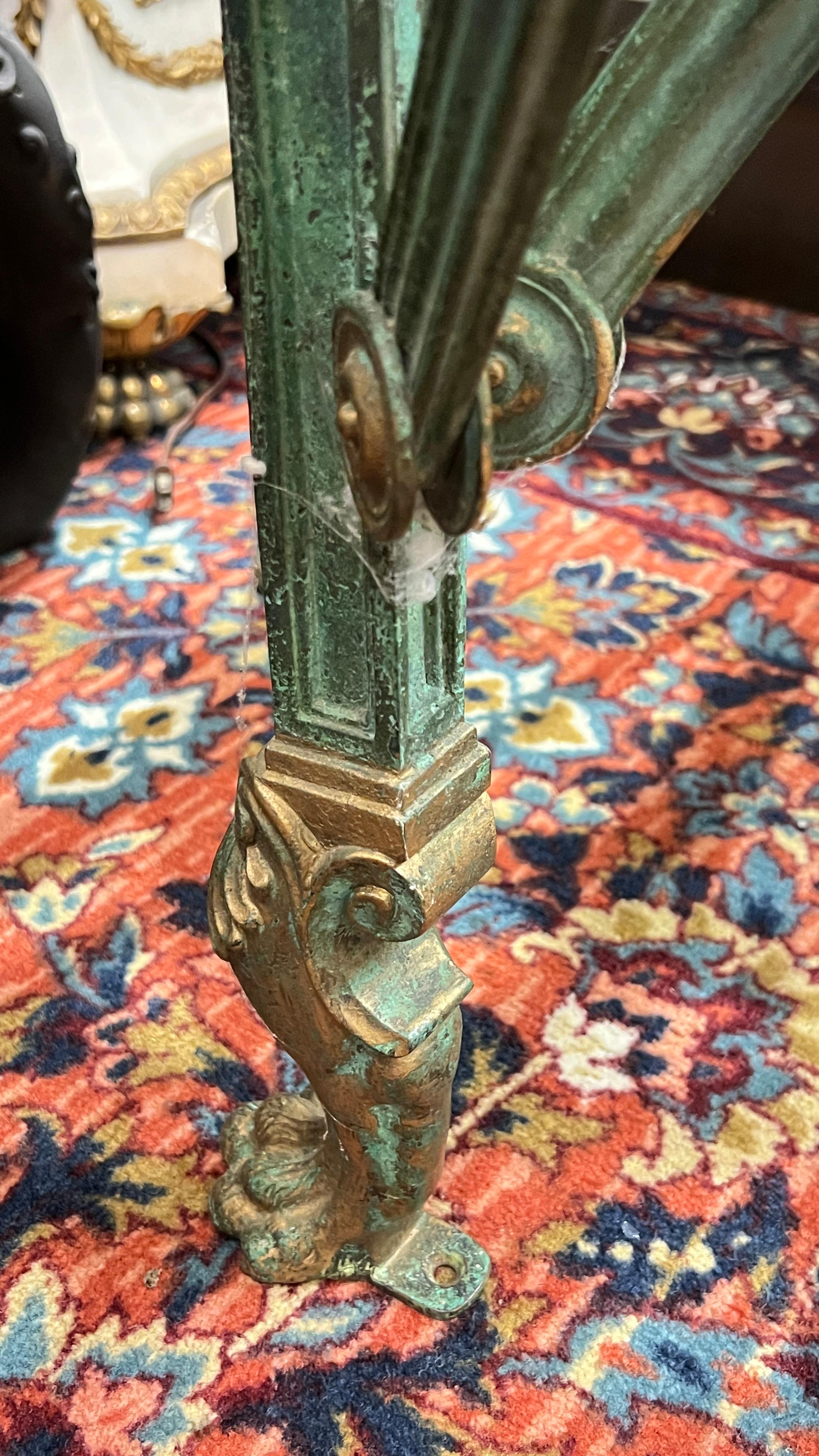 Juego Tres (3) Pedestales de Bronce y Mármol Estilo Directoire Francés en venta 1