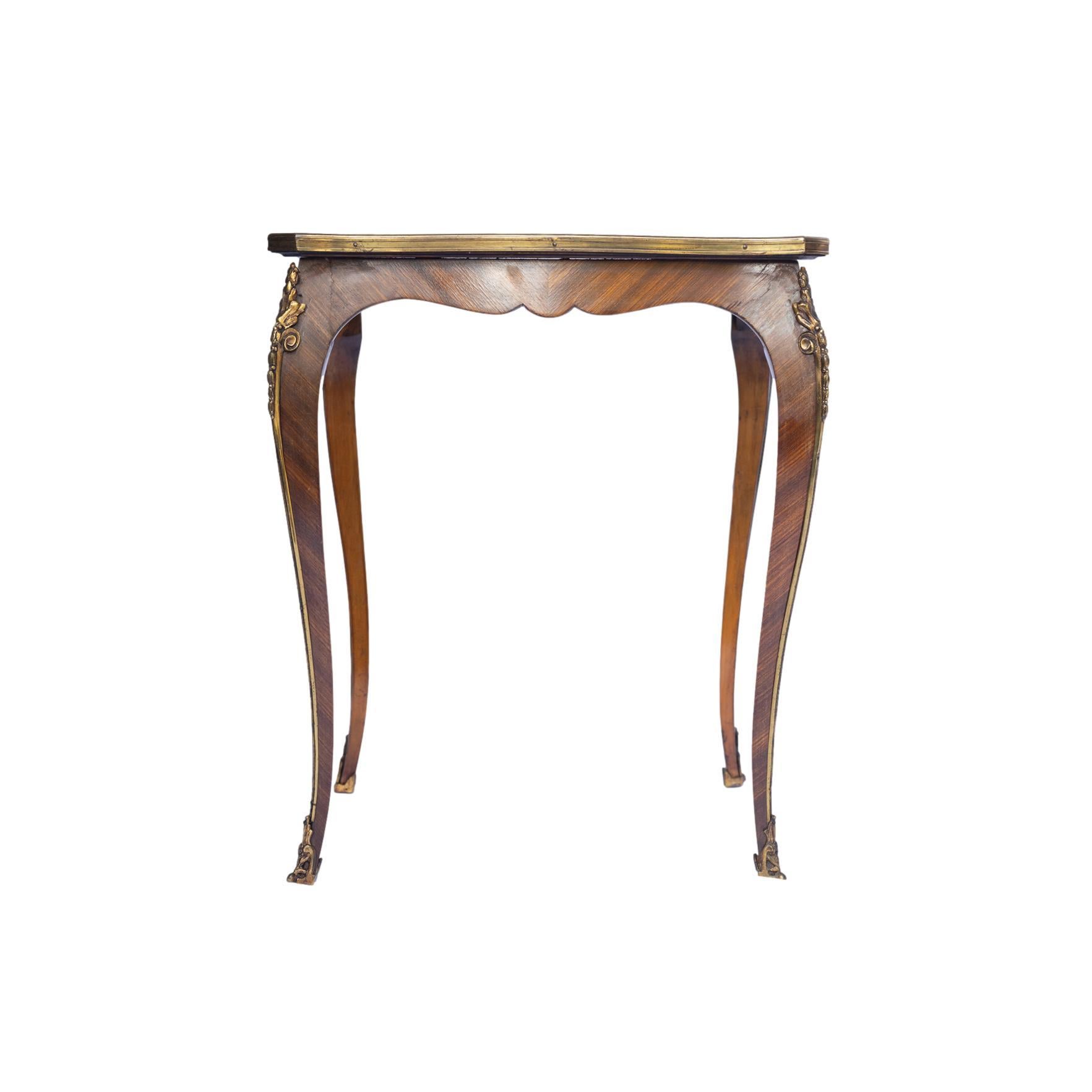 Set Three Louis XV-Style Kingwood and Parquetry Nesting Tables, French, c. 1880 For Sale 1
