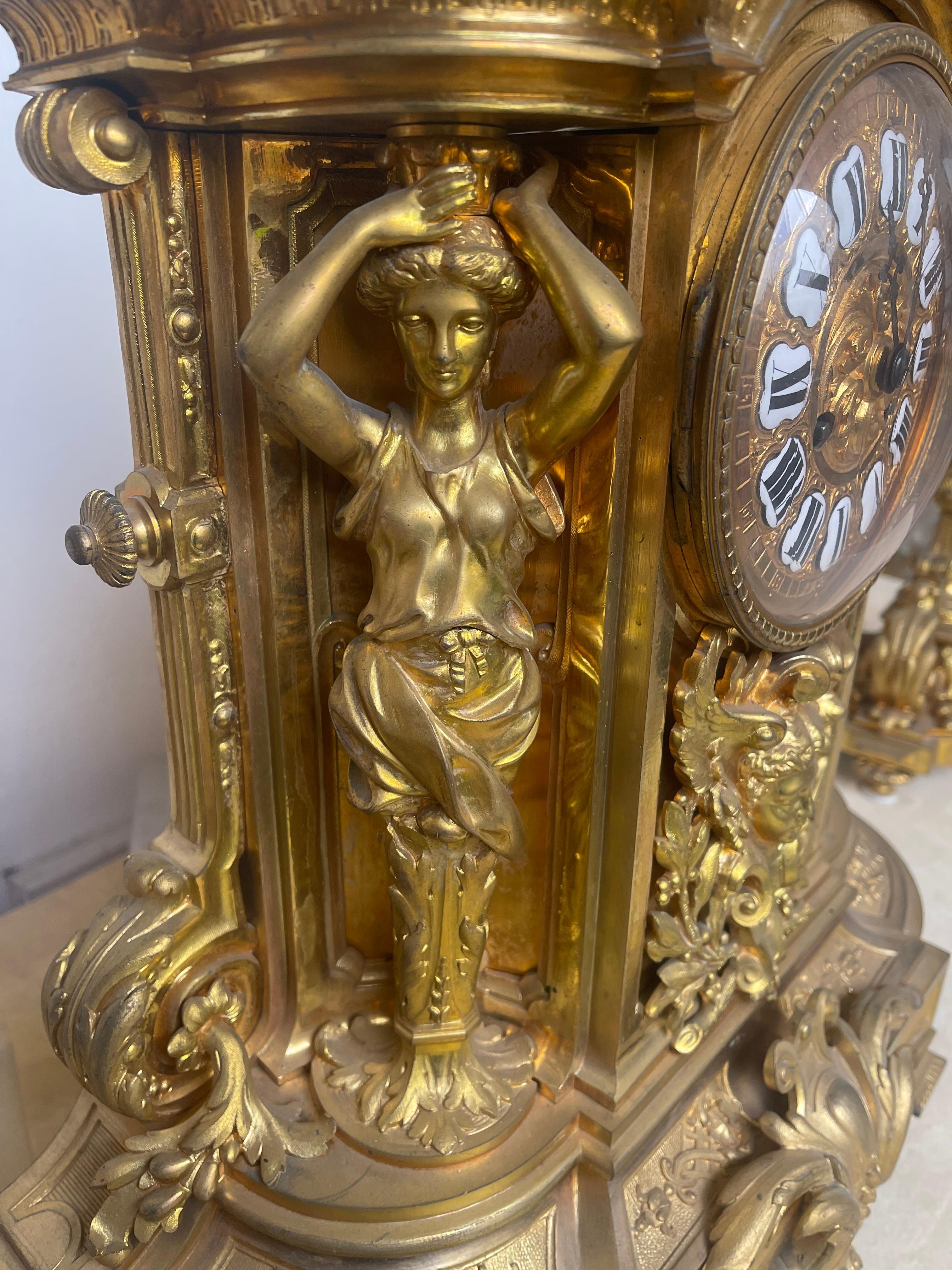 Maestozo Trix di Orologio con candelabri in bronzo 800 en vente 1