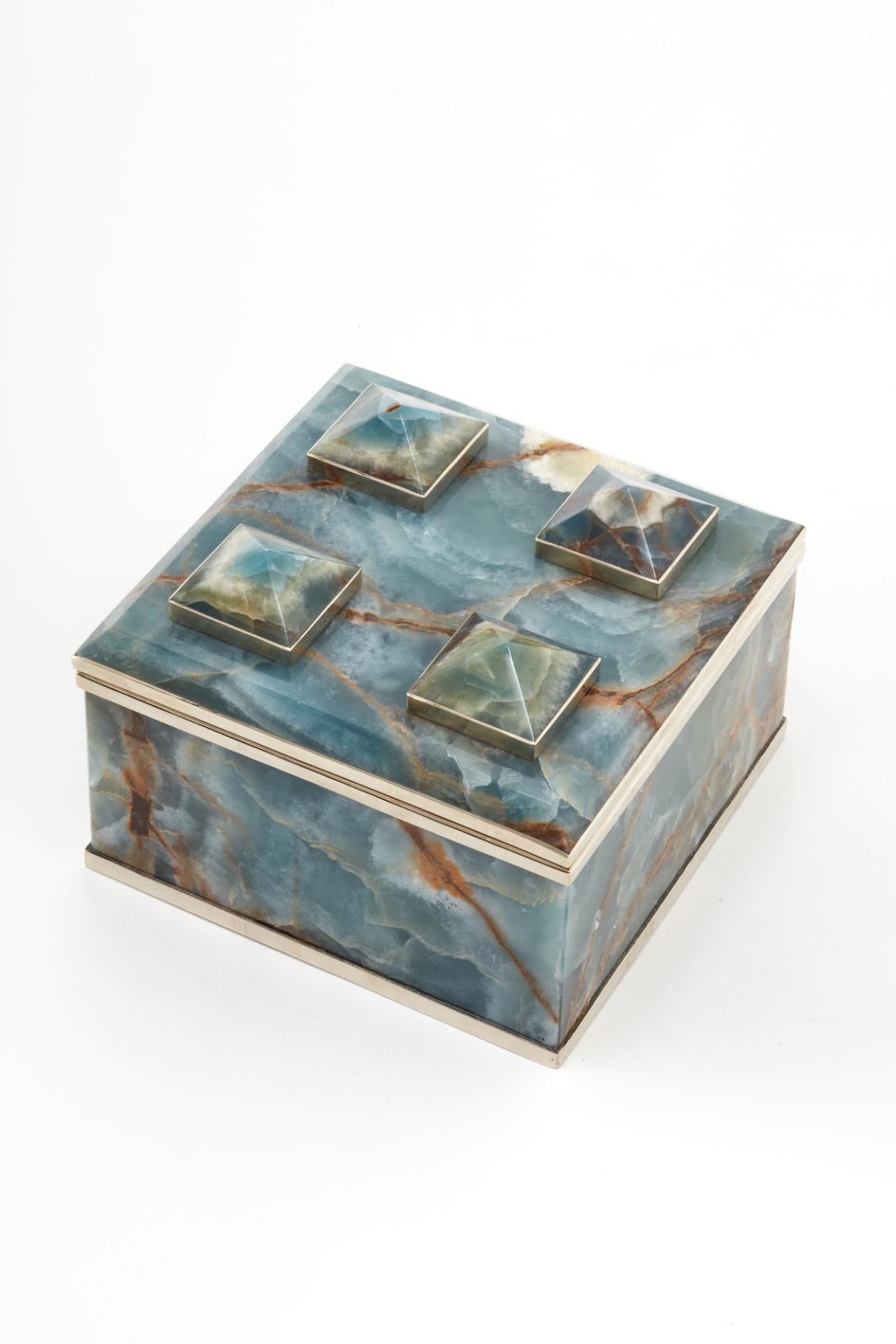 Set Tronador Cuadrado Burdeos, Azul, Crema, Ónix Cajas de Piedra Argentino en venta