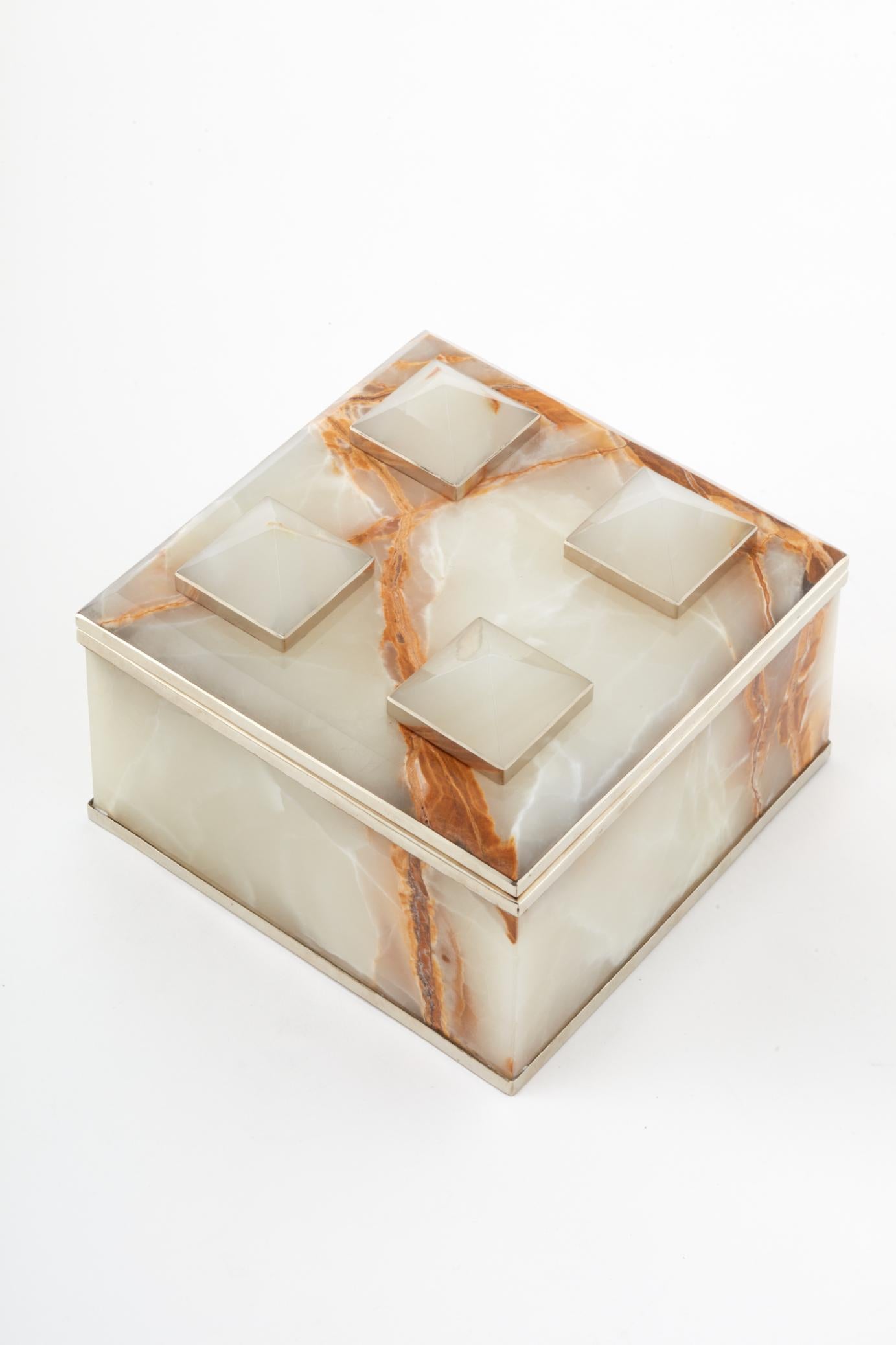 Set Tronador Cuadrado Burdeos, Azul, Crema, Ónix Cajas de Piedra en Nuevo estado para la venta en Buenos Aires, AR
