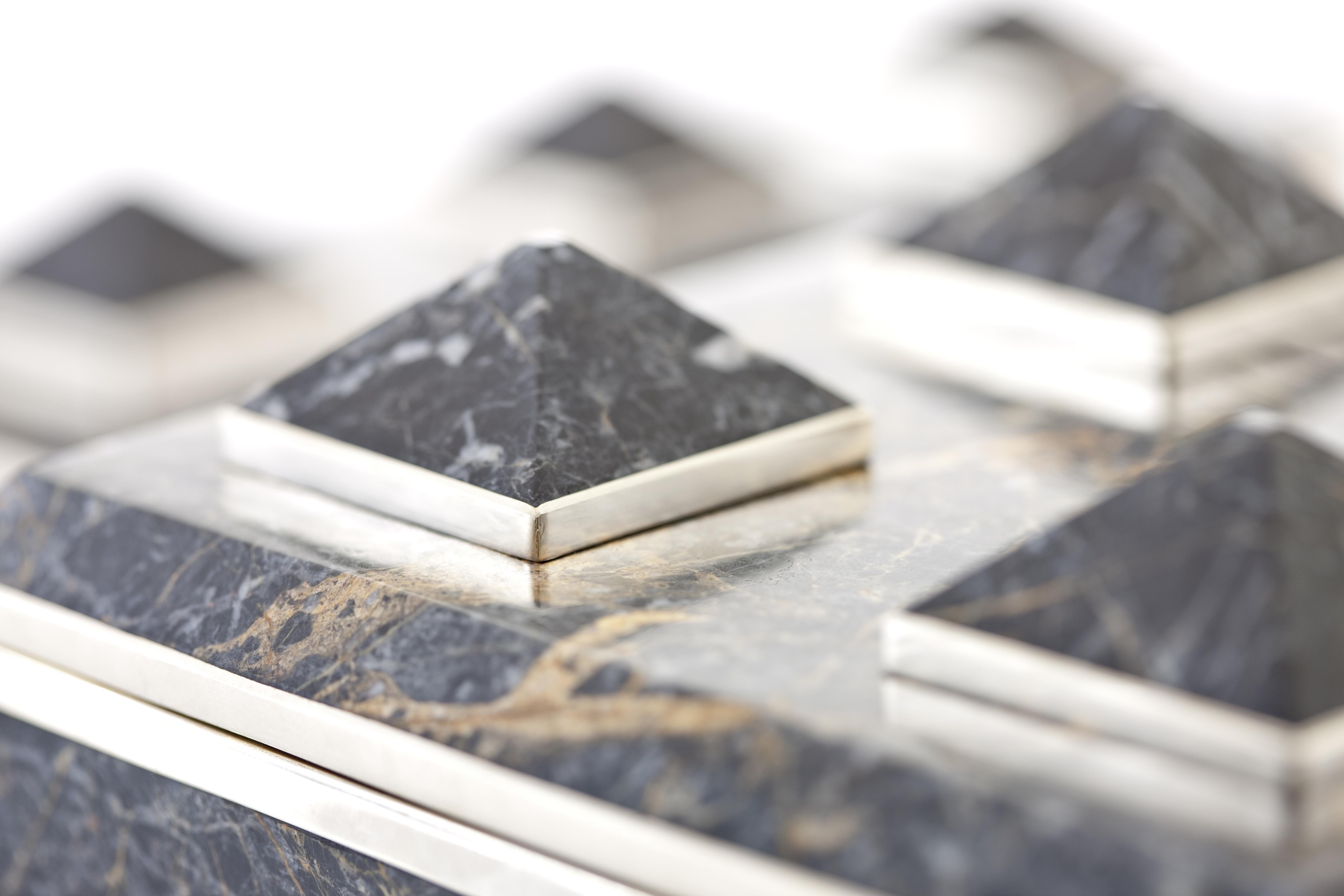Pierre Ensemble de boîtes Tronador carrées et rectangulaires en pierre d'onyx noir en vente