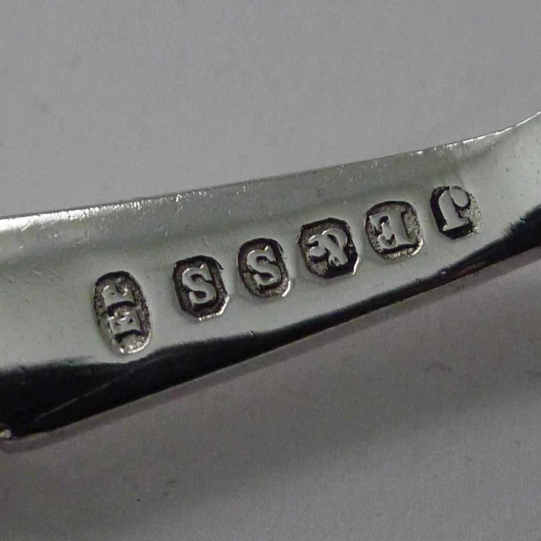 Set di dodici coltelli e forchette da pesce placcati in argento c.1900 in vendita 2