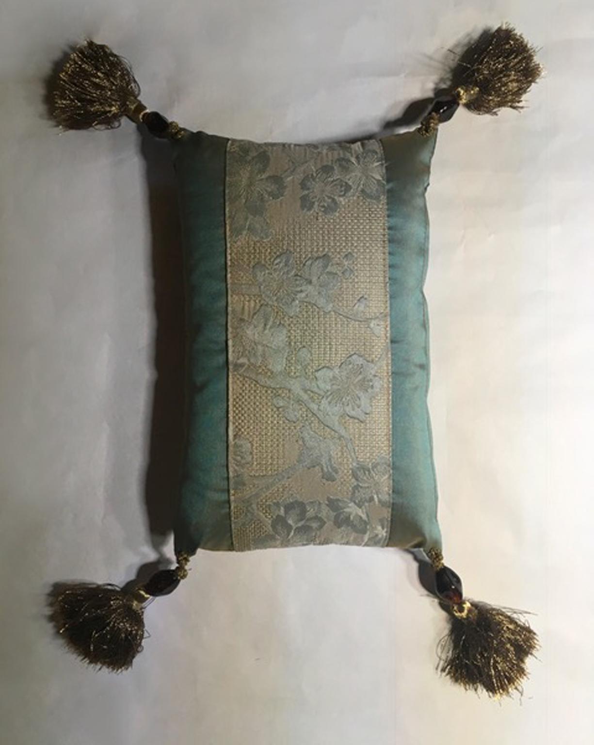 Italy Set Two Embroidered Silk Pillows Japanese Style For Sale 4