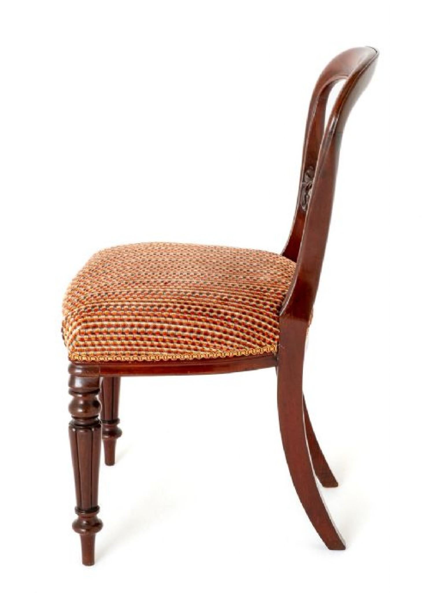 Set Victorian Balloon Back Dining Chairs Mahogany 1850 For Sale 2