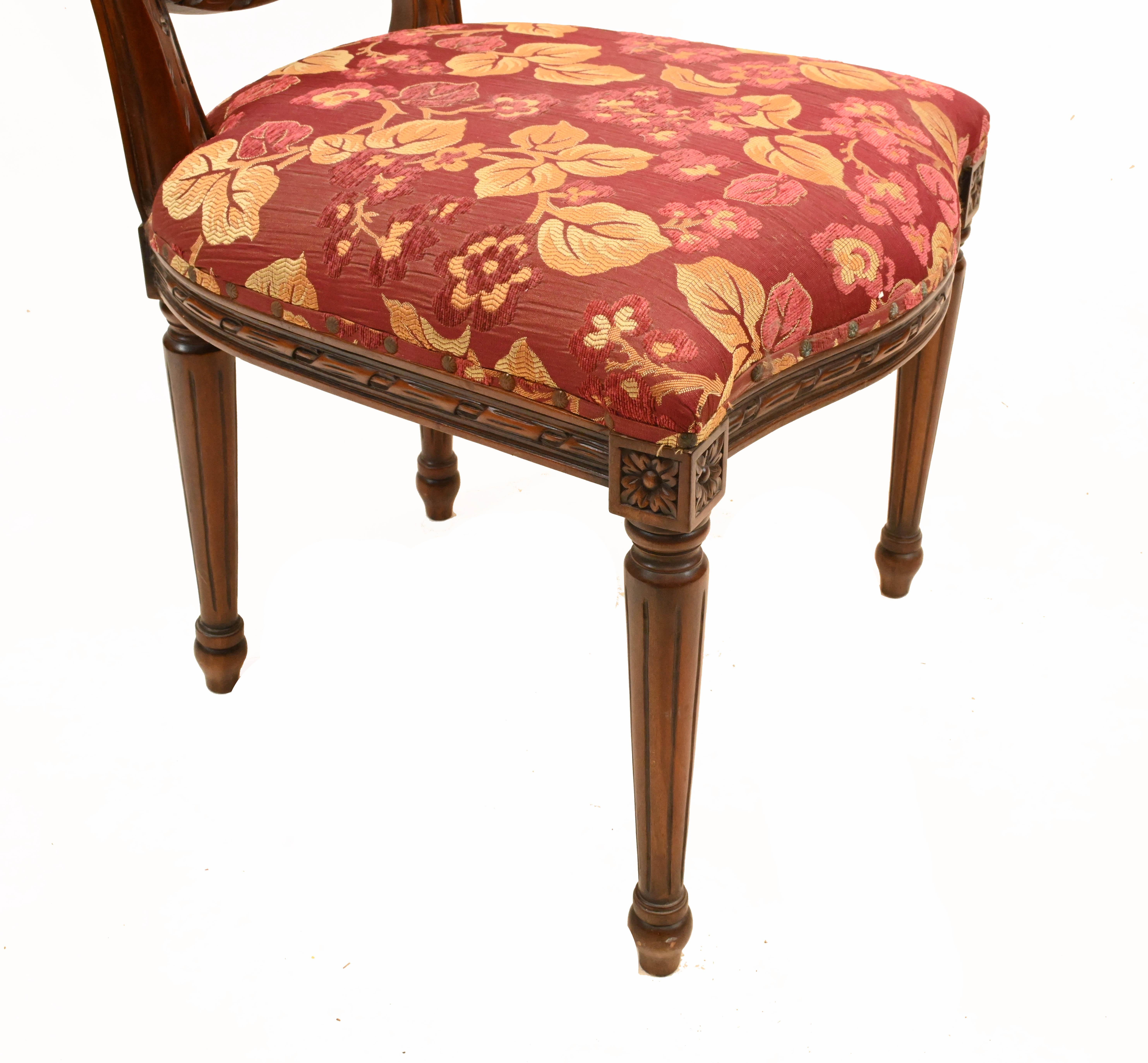 Set Victorian Dining Chairs Mahogany 1880 Upholstered For Sale 3
