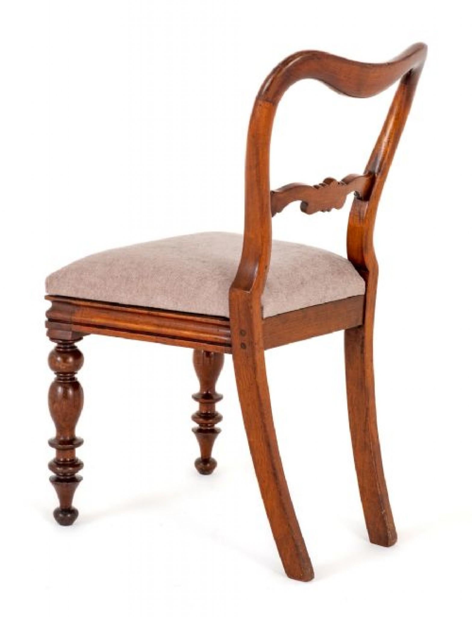 Mid-19th Century Set Victorian Dining Chairs Mahogany Balloon Back For Sale