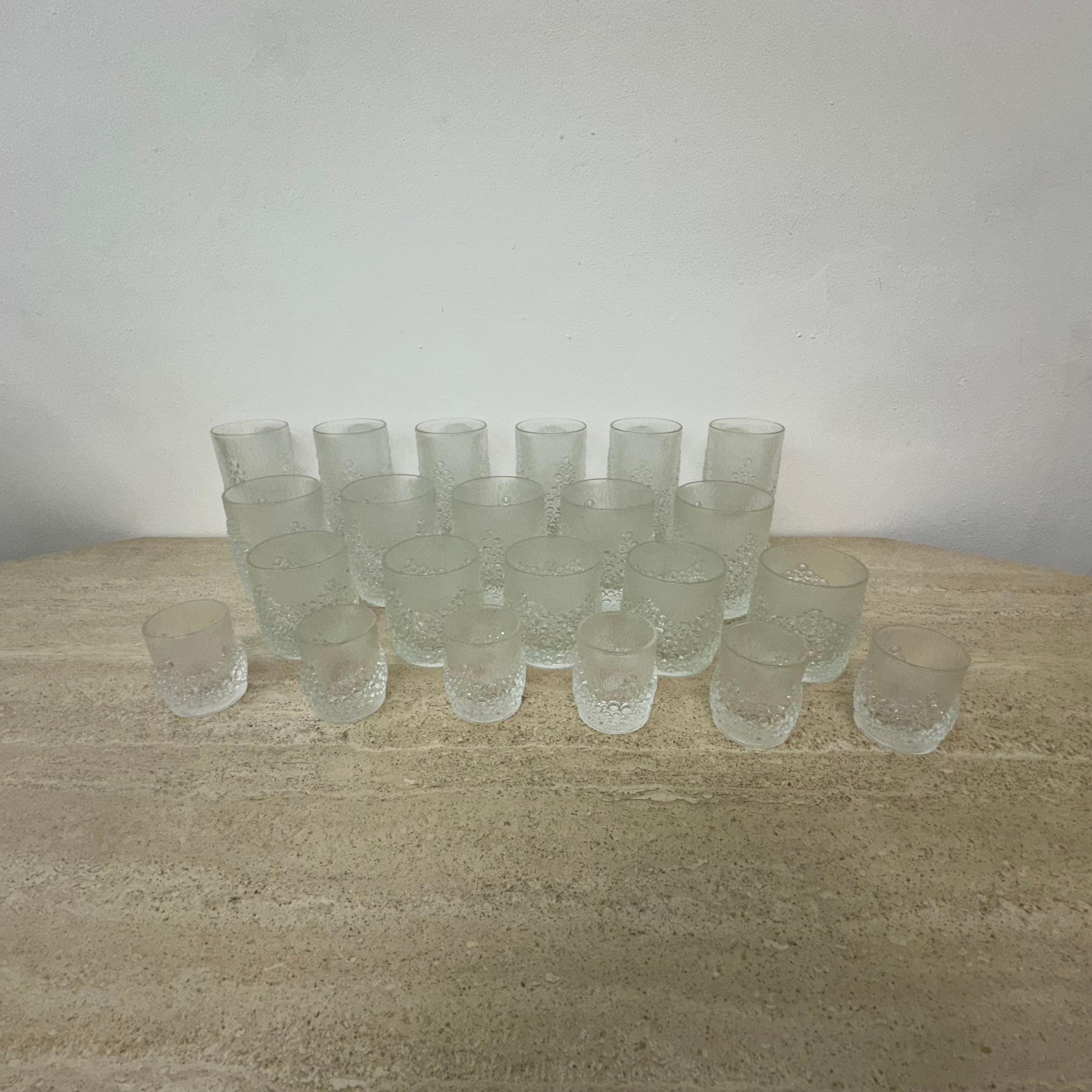Set copas vintage cristal finlandés , años 70 Moderno de mediados de siglo en venta