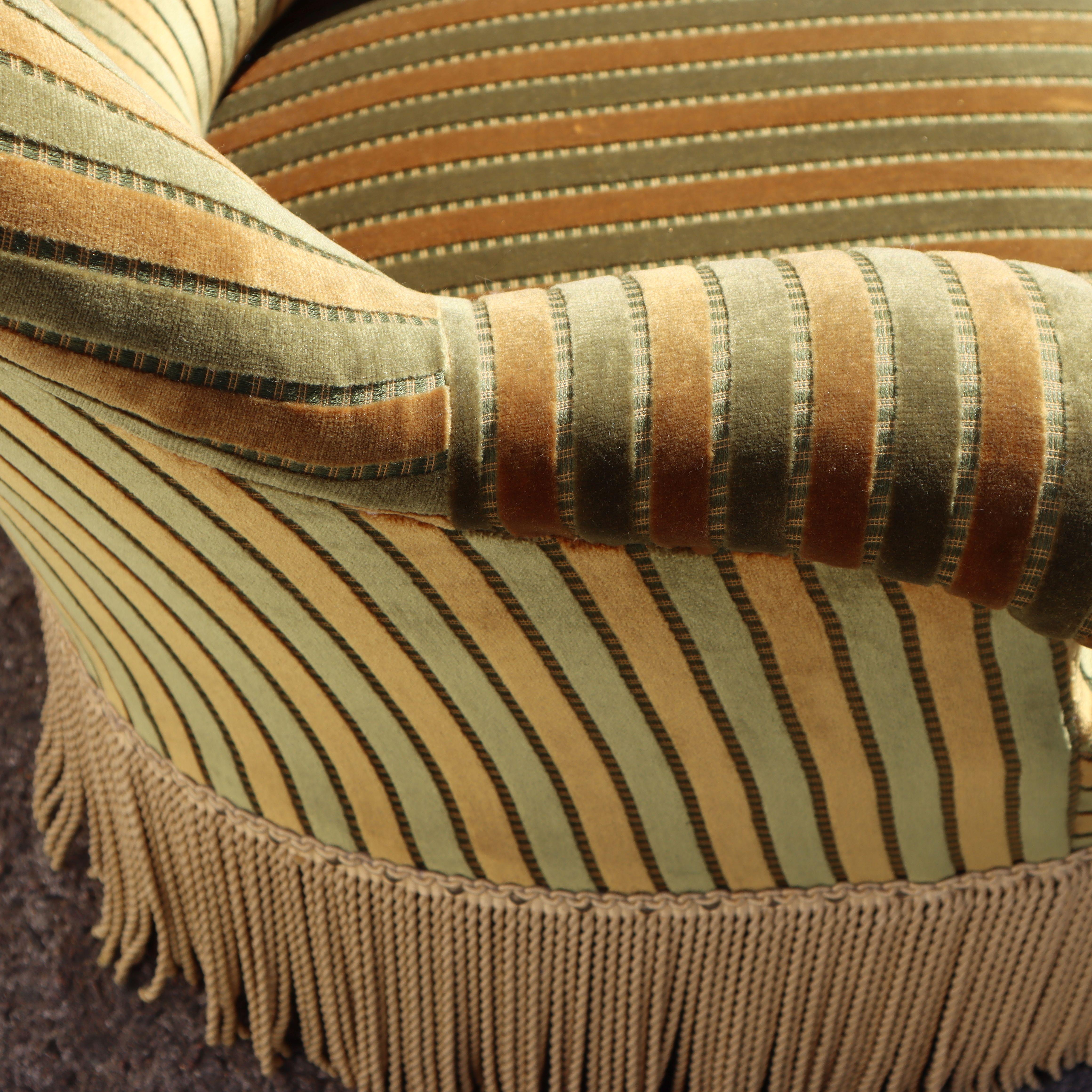 Lote de 2 Sillones Sapo Vintage-Crapaud Lounge Seater-Estilo Napoleón III-50s en venta 5
