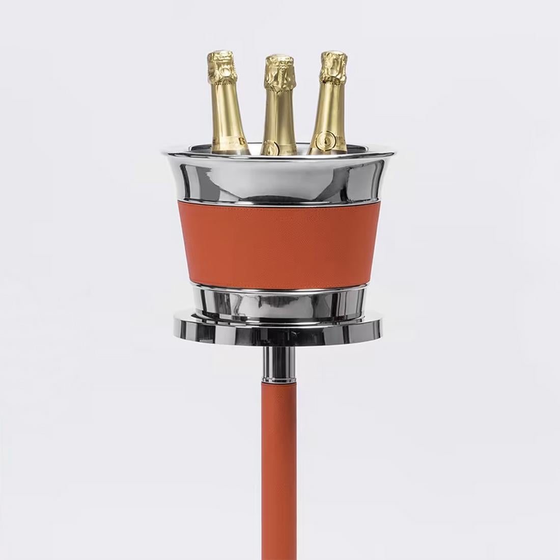 Orangefarbener Champagner-Kühler mit Waiter auf Ständer (Edelstahl) im Angebot