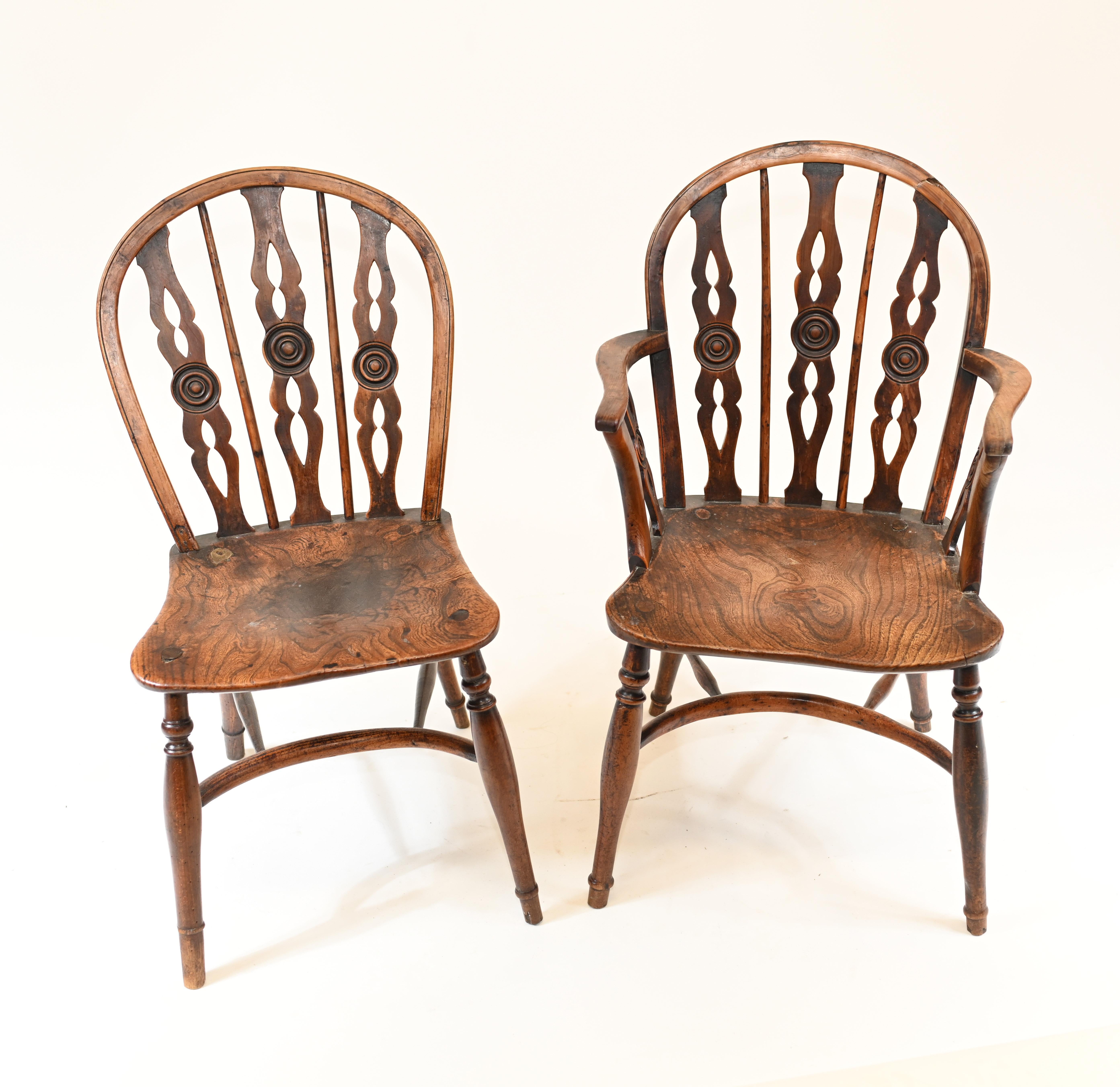 Mid-20th Century Set Windsor Dining Chairs Elm Wood Farmhouse Diners