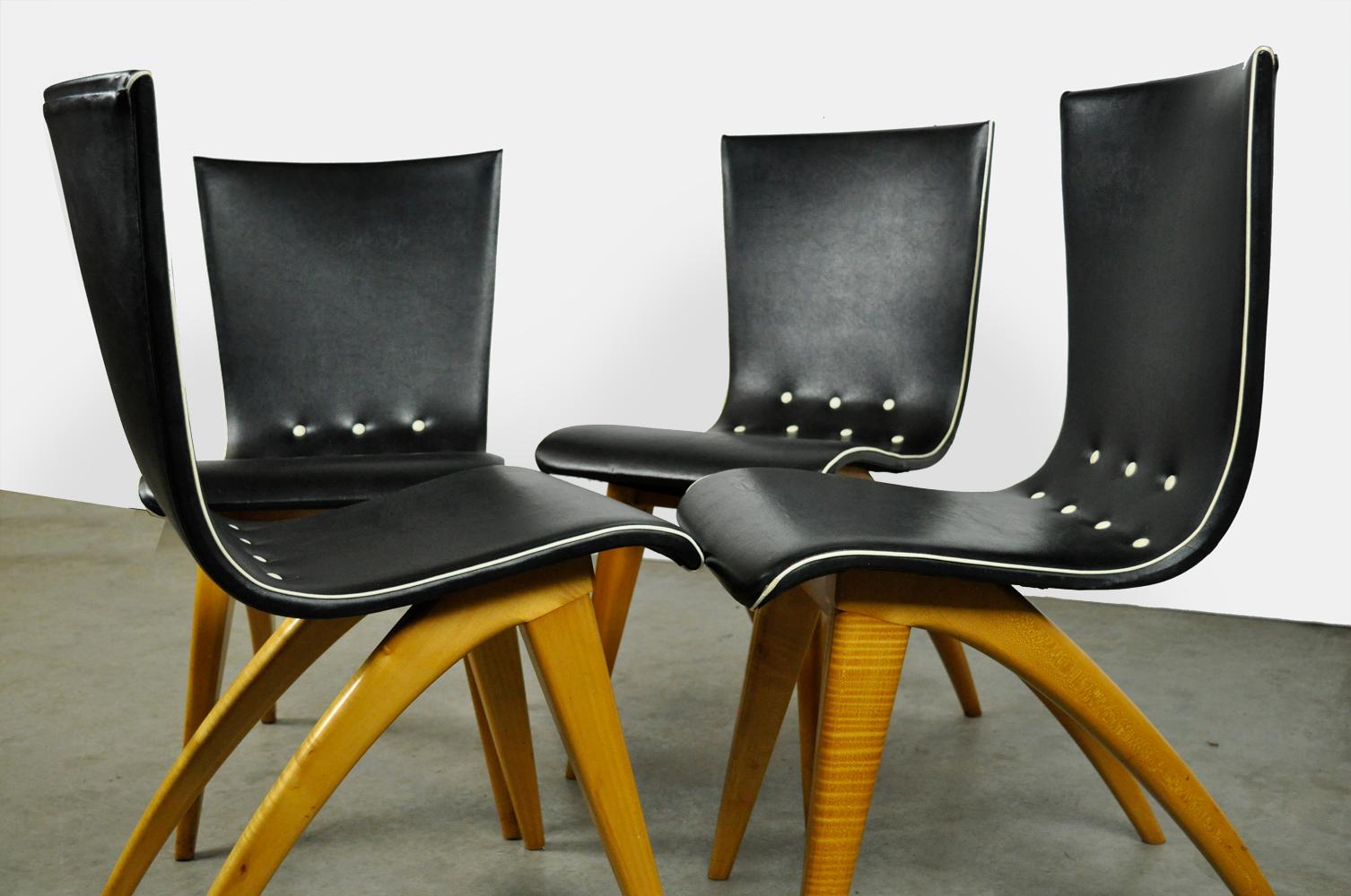 Esszimmerstühle mit Ohrensesseln (4) von G.J. van Os für van Os Culemborg, 1950er Jahre im Angebot 5