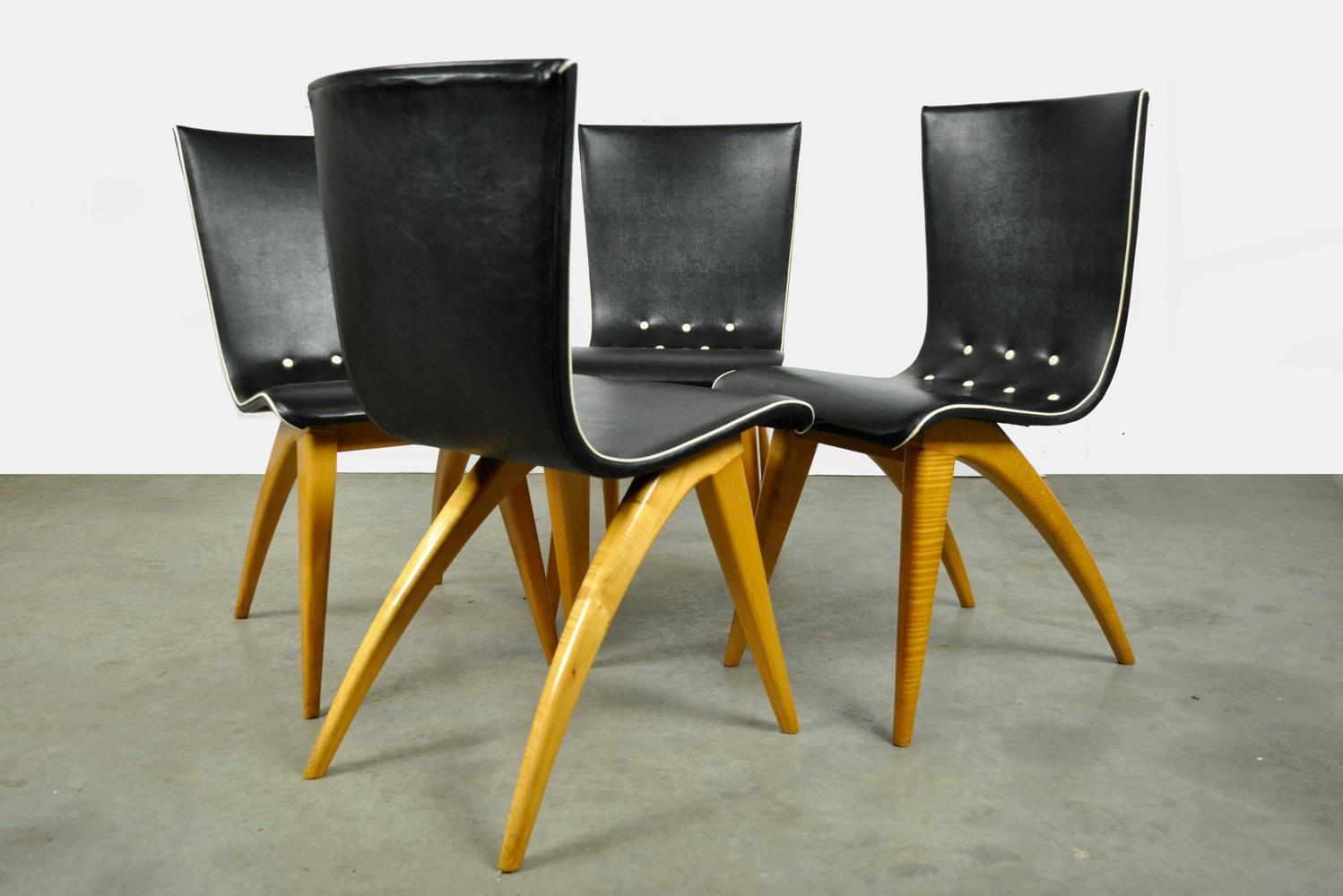 Esszimmerstühle mit Ohrensesseln (4) von G.J. van Os für van Os Culemborg, 1950er Jahre (Moderne der Mitte des Jahrhunderts) im Angebot