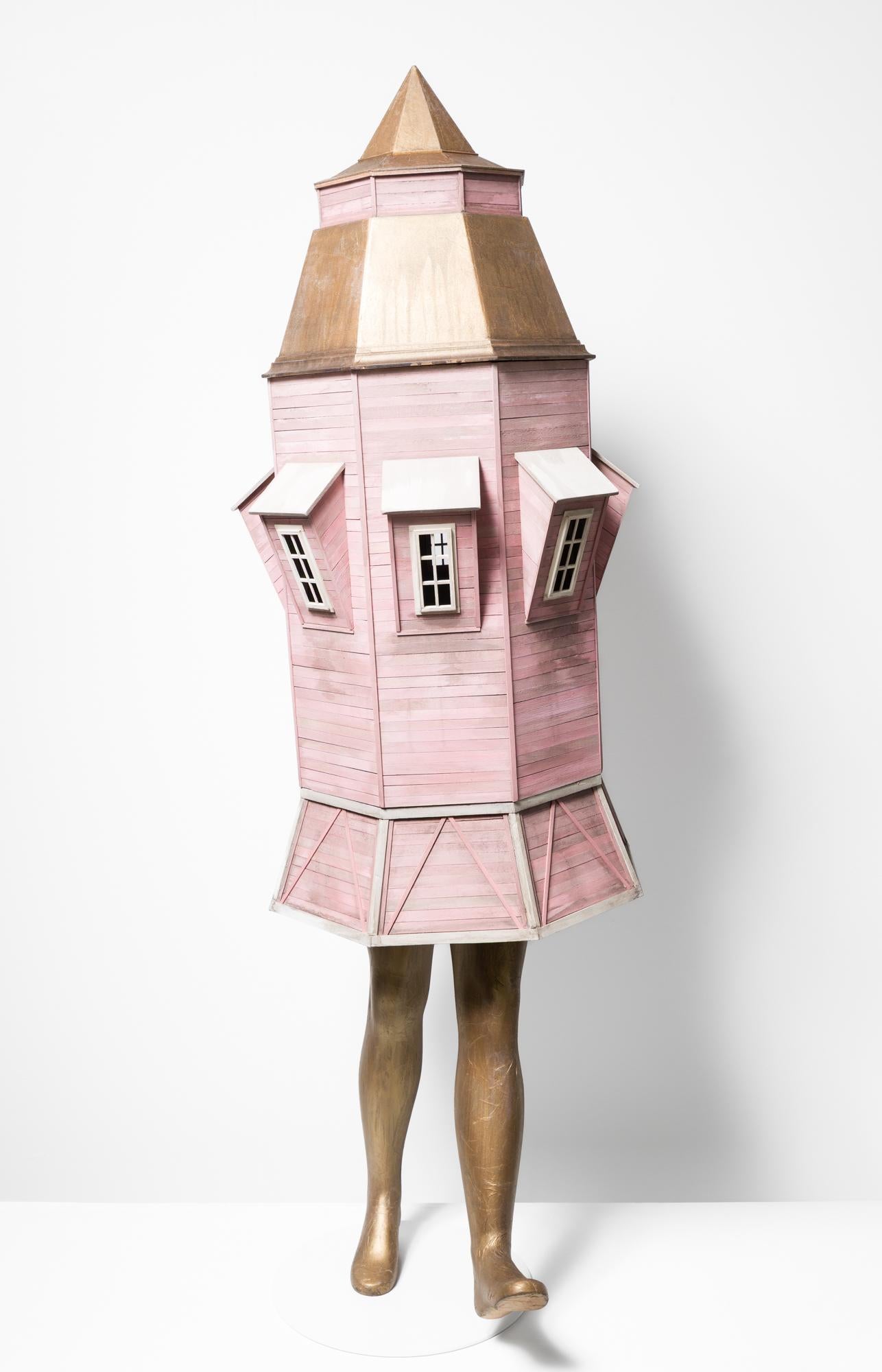 Figurative Sculpture Seth Clark - "The Meanderer" Tour tourelle House en Wood Wood, acrylique et papier Sculpture