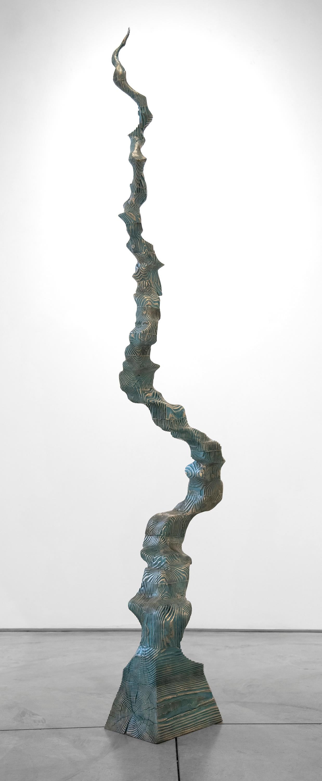 Spiral aus Granatapfel – Sculpture von Seth Kaufman