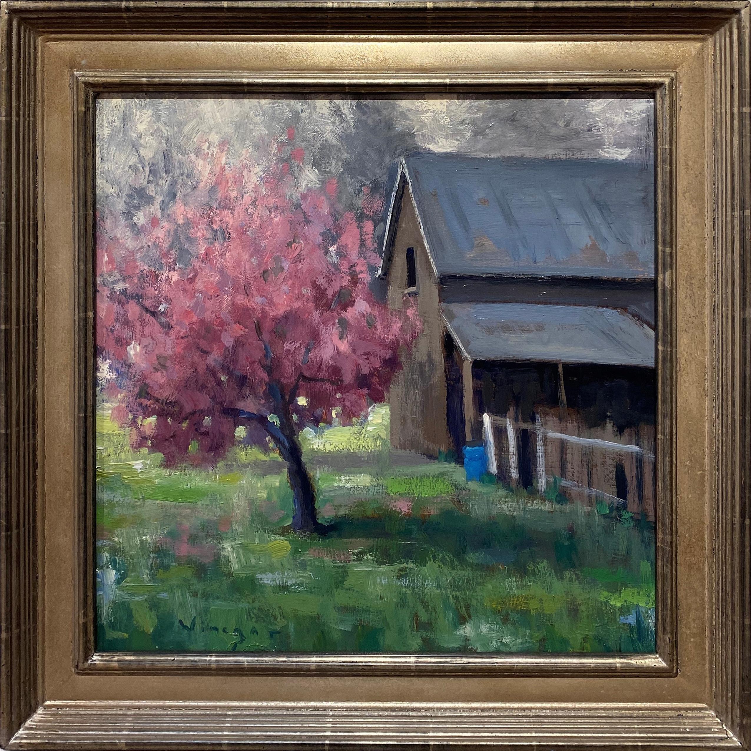 „A Touch of Spring“ (2022) von Seth Winegar, Ölgemälde, Scheune mit rosa Baum im Angebot 1
