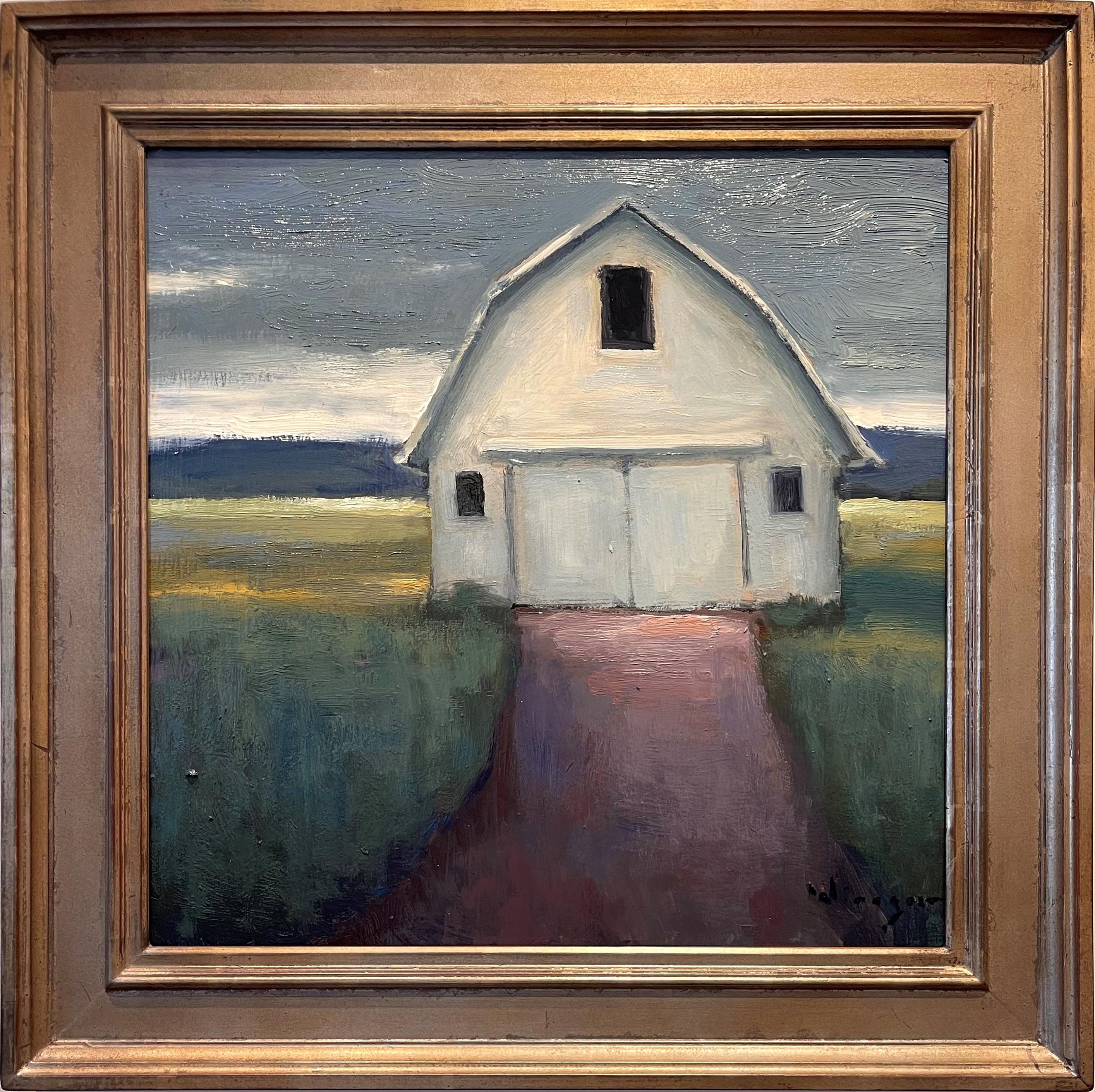„Grey Sky Barn“ (2022) von Seth Winegar, Ölgemälde, Weißer Scheunen im Angebot 1