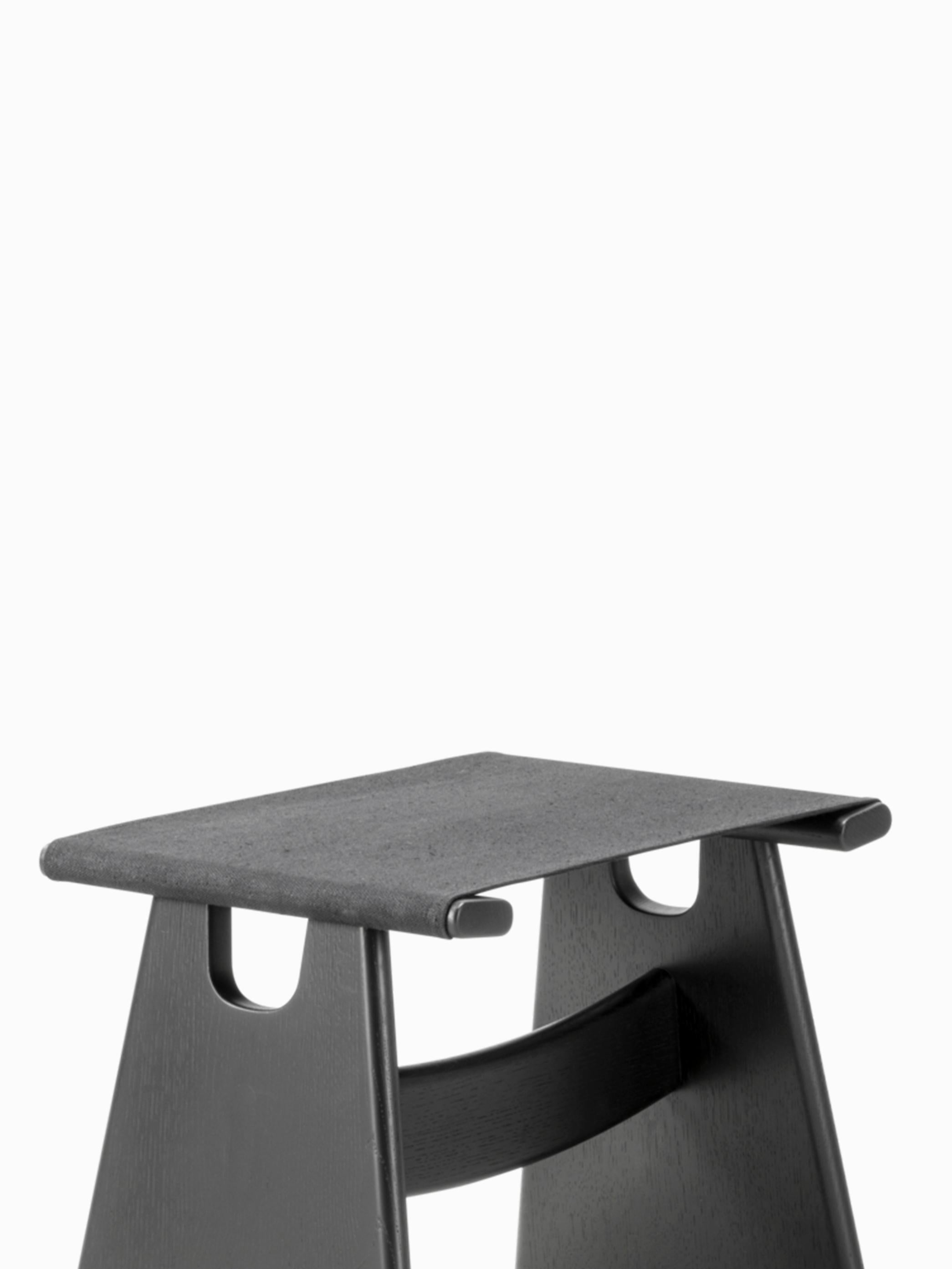 Taburete Seto, Roble lacado en negro/Lienzo negro de Keiji Takeuchi para Fredericia en venta 1