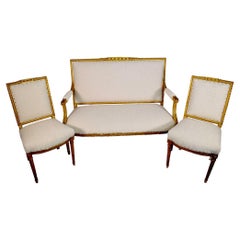 Settee und zwei Stühle, vergoldetes Holz, Französisch, 19. Jahrhundert