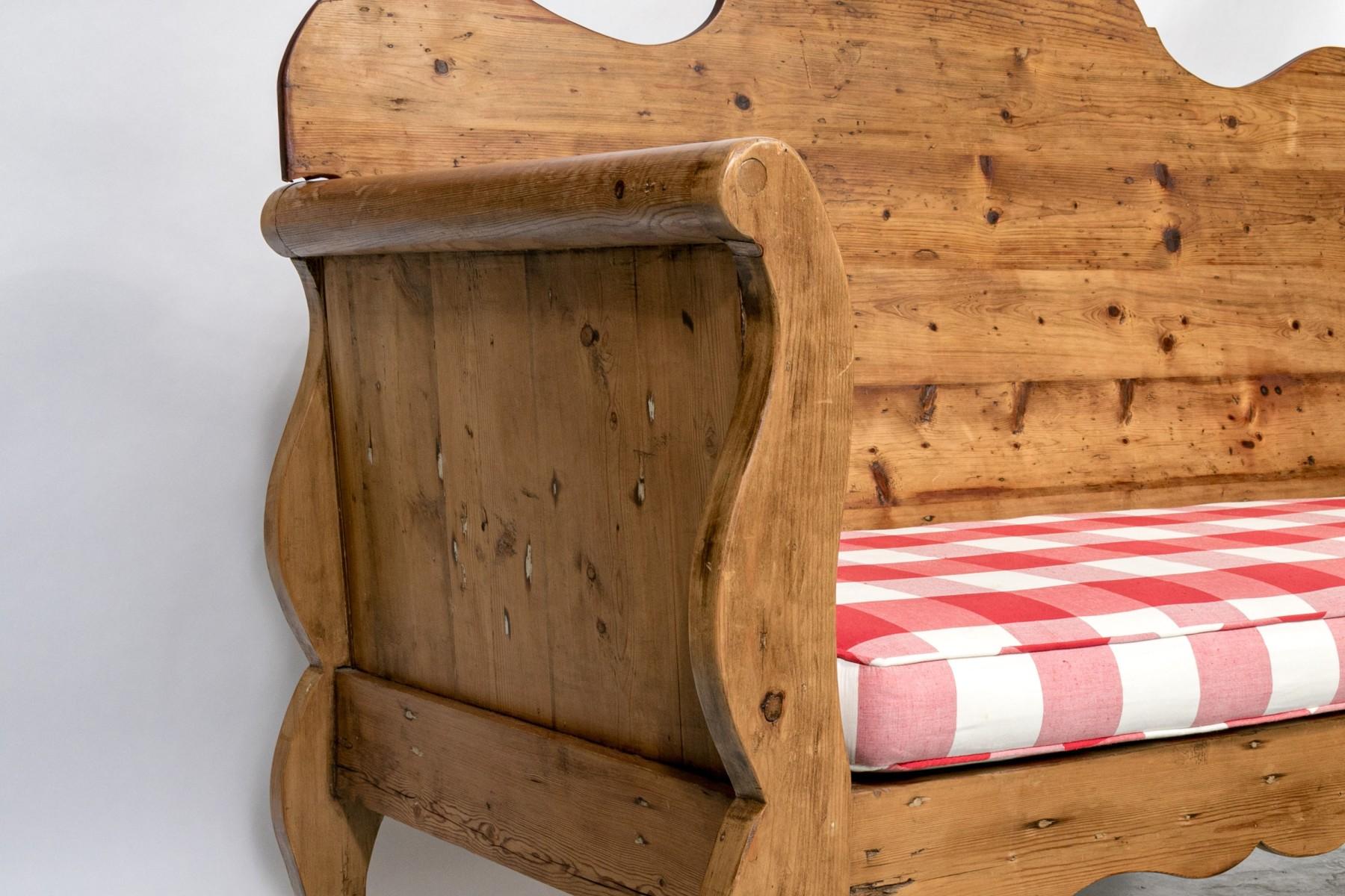 Settle Bench Rustic American Entryway Furniture Bench Classic American Bench en vente 9