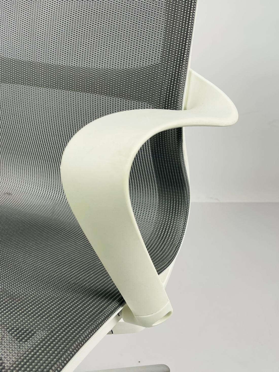 Setu Office Chair by Studio 7.5 for Herman Miller For Sale 1